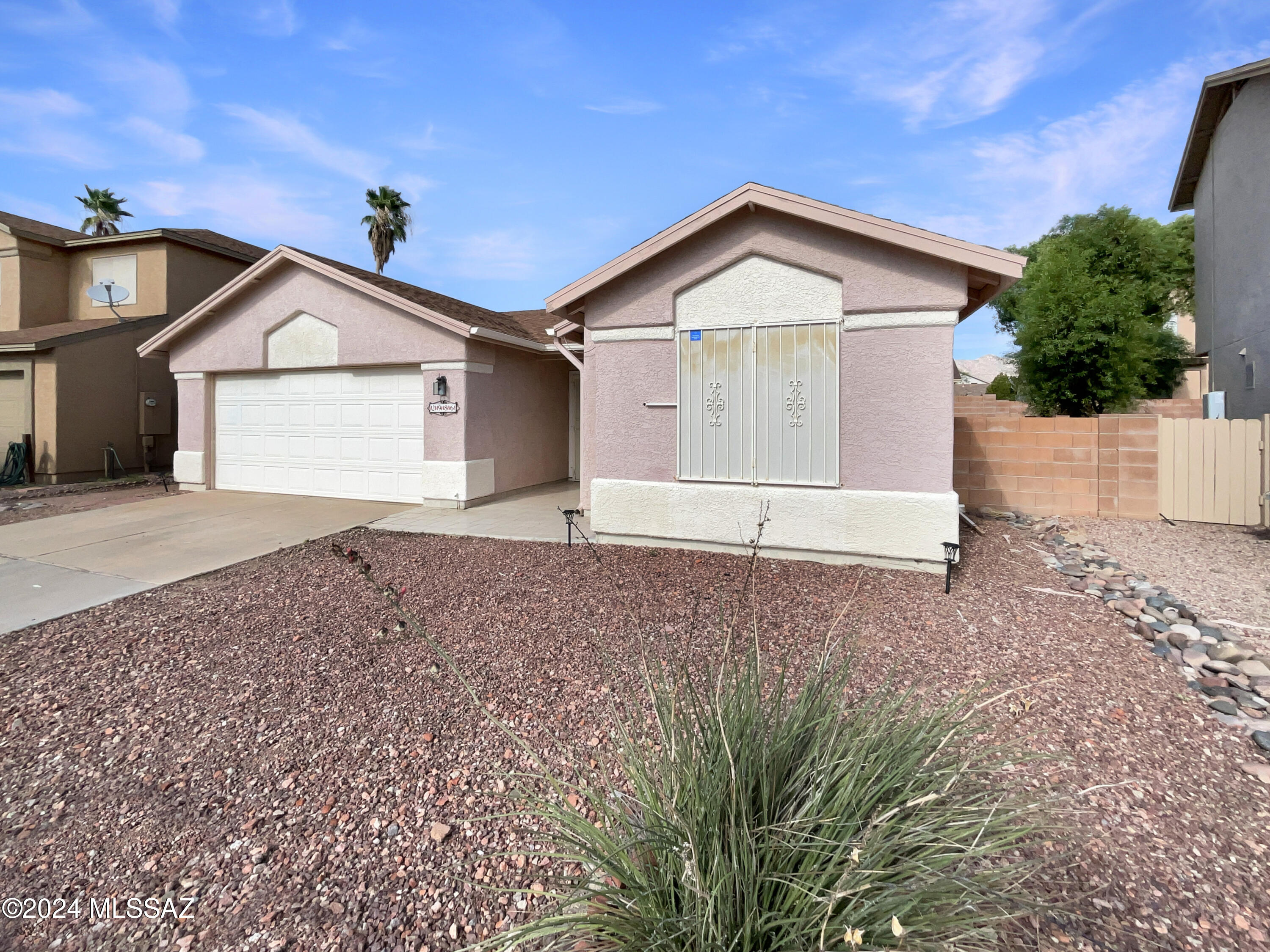 Country Club(1-221) - Residential