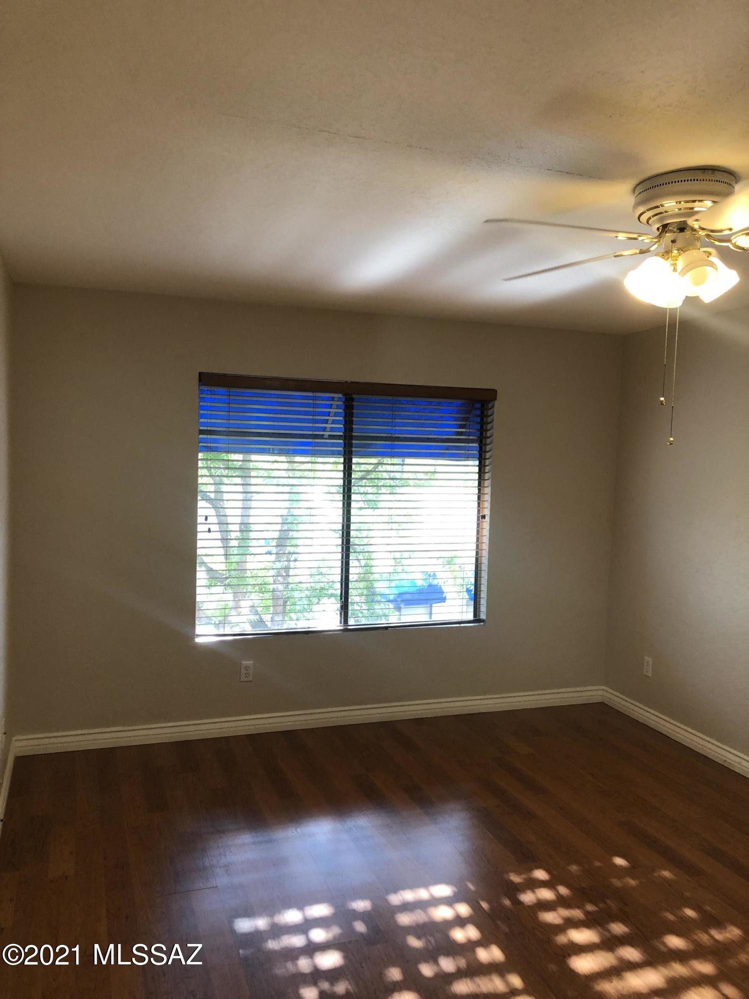 Summertree Condominiums (1-224) - Residential Lease