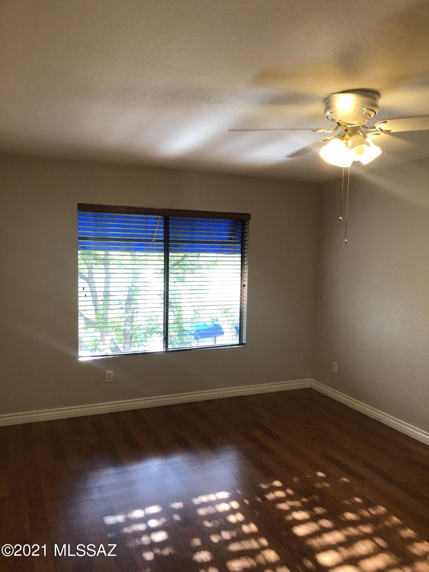 Summertree Condominiums (1-224) - Residential Lease