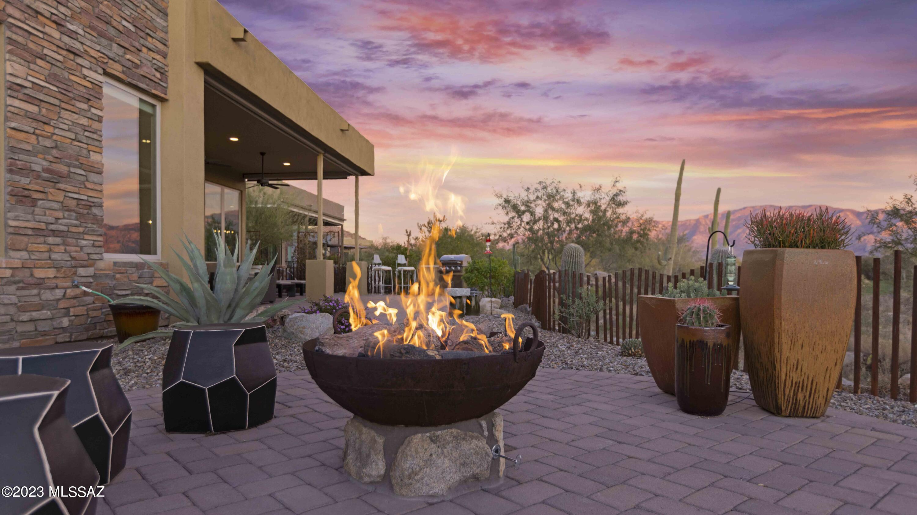 The Enclave At Stone Canyon V - Residential