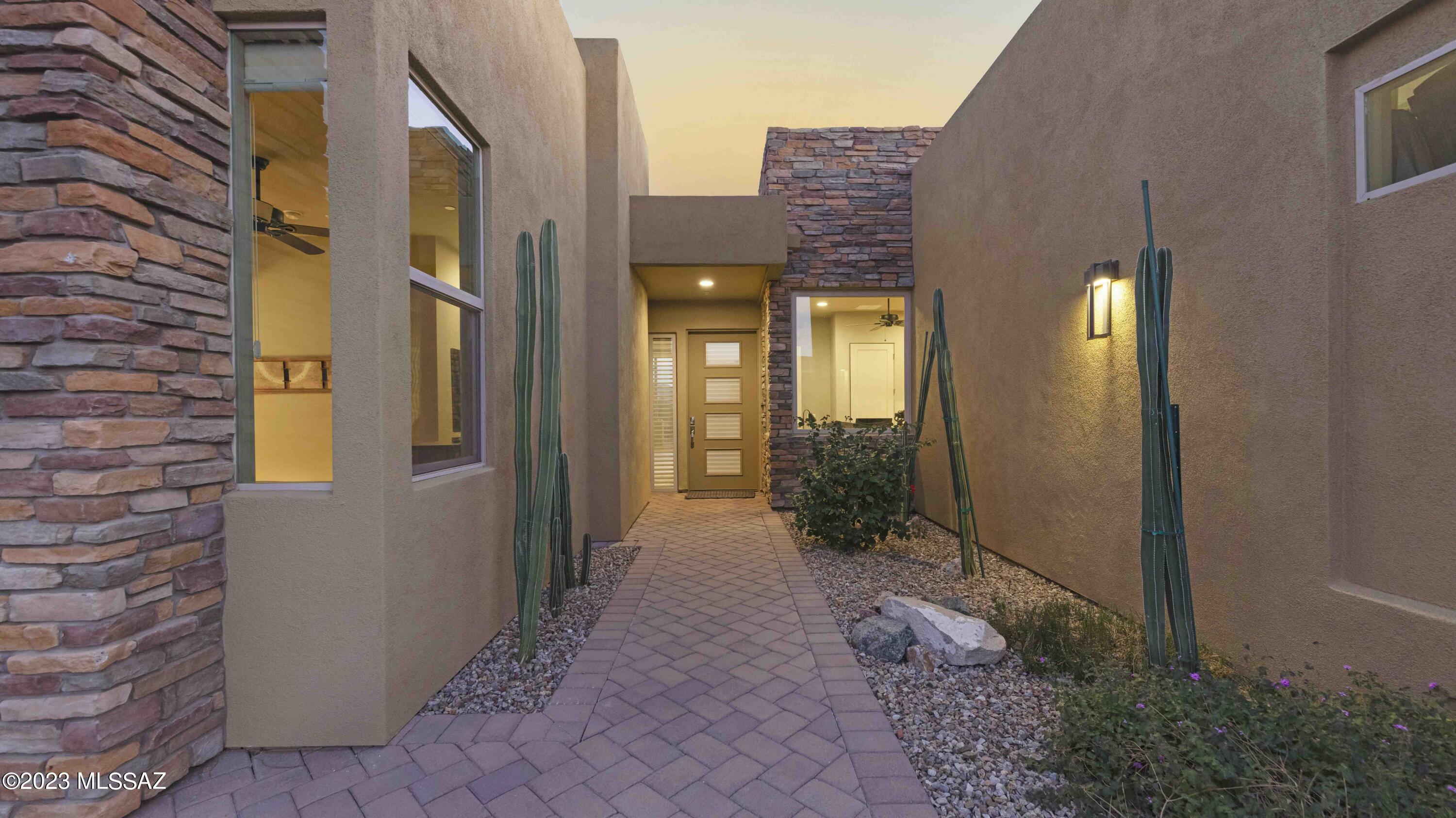 The Enclave At Stone Canyon V - Residential
