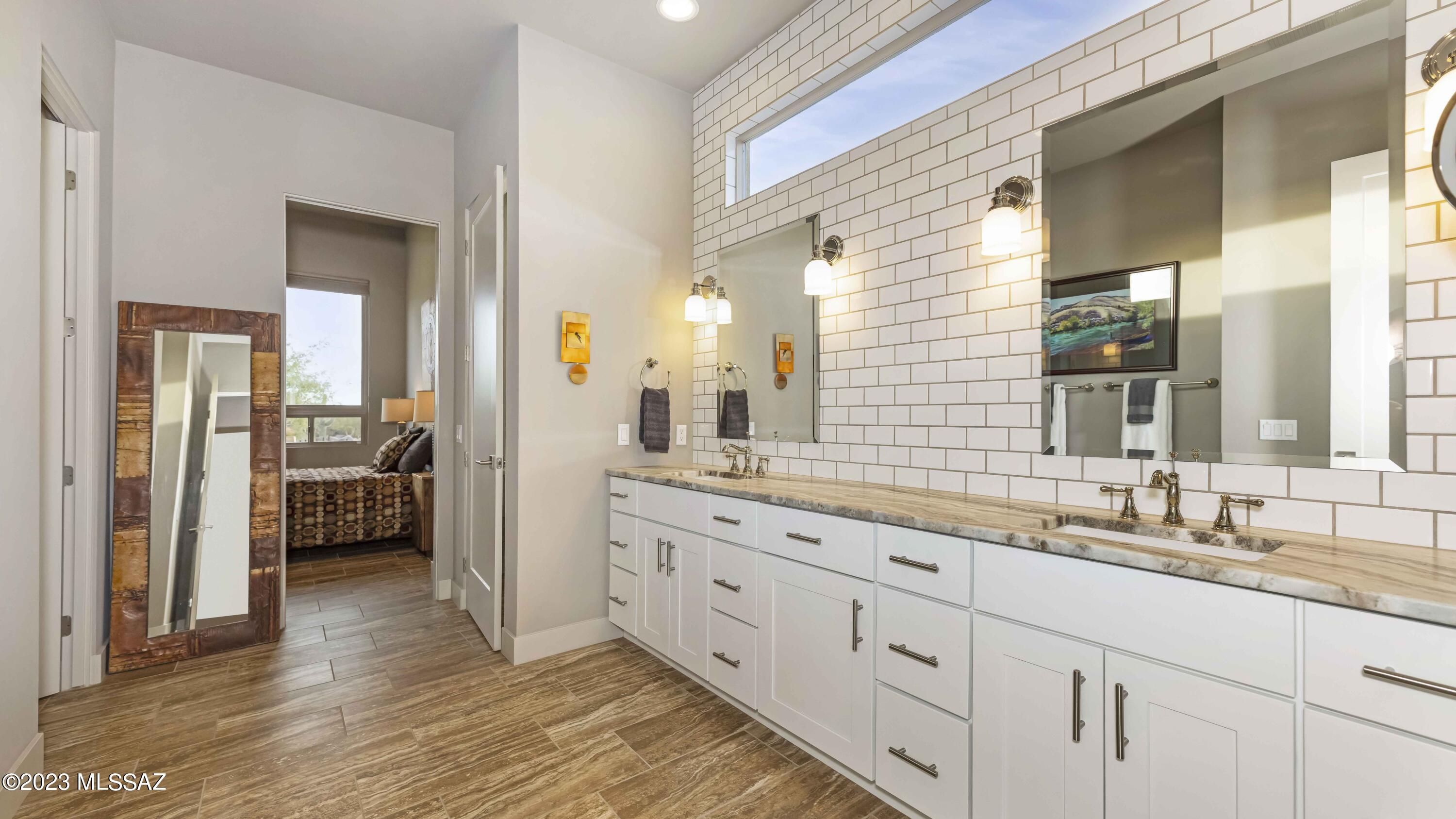 The Enclave At Stone Canyon V - Residential