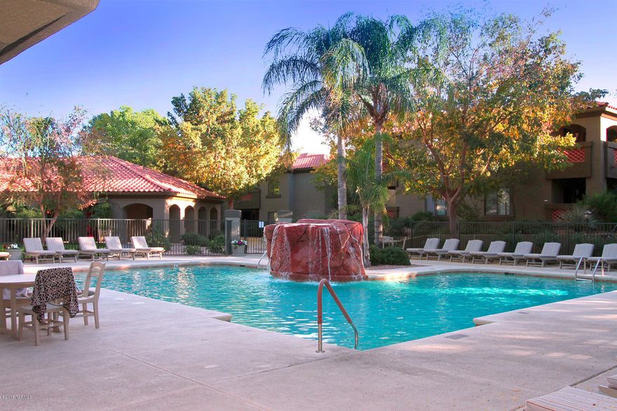 Beautifully updated ground floor condo nicely located in a private area of popular Veranda at Ventana with 2 bedrooms and 2 full baths. Spacious split bedroom floor plan with generous great room and open kitchen. Lovely ceramic tile in all the right places.  Gated community offers 2 pools, 24 hour fitness center, clubhouse, volleyball, multiple ramadas, BBQs and playground and is located close to shopping, dining, golf and Sabino Canyon Recreation Area.   Unique to this unit is a privacy wall in the back patio for added quiet and seclusion.