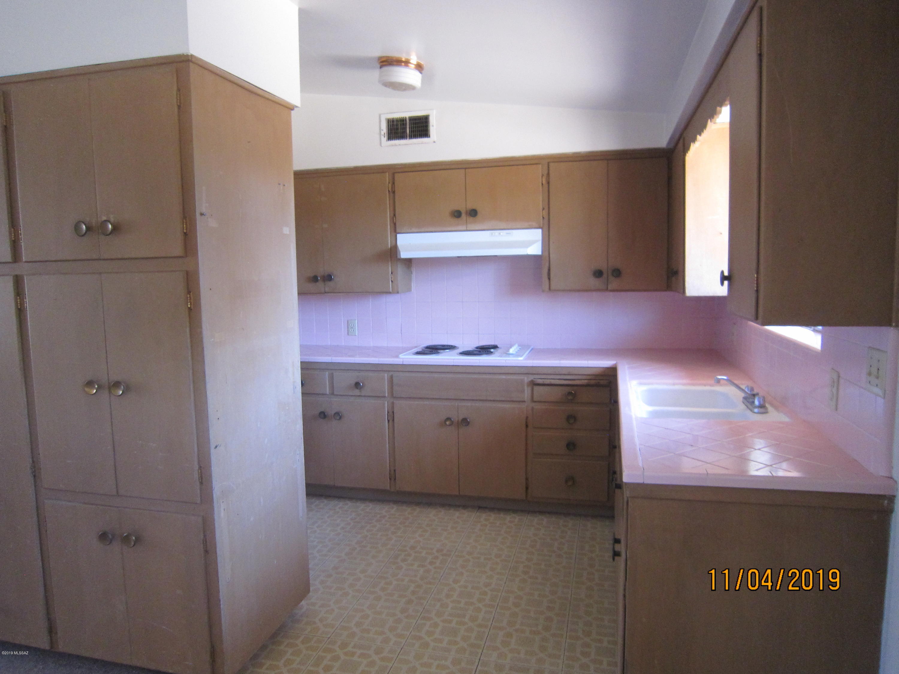 Sahuaro Hill - Residential Lease