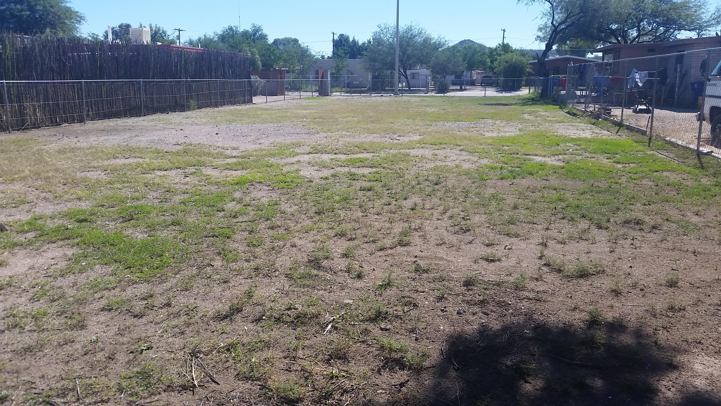 El Rio Park - Land
