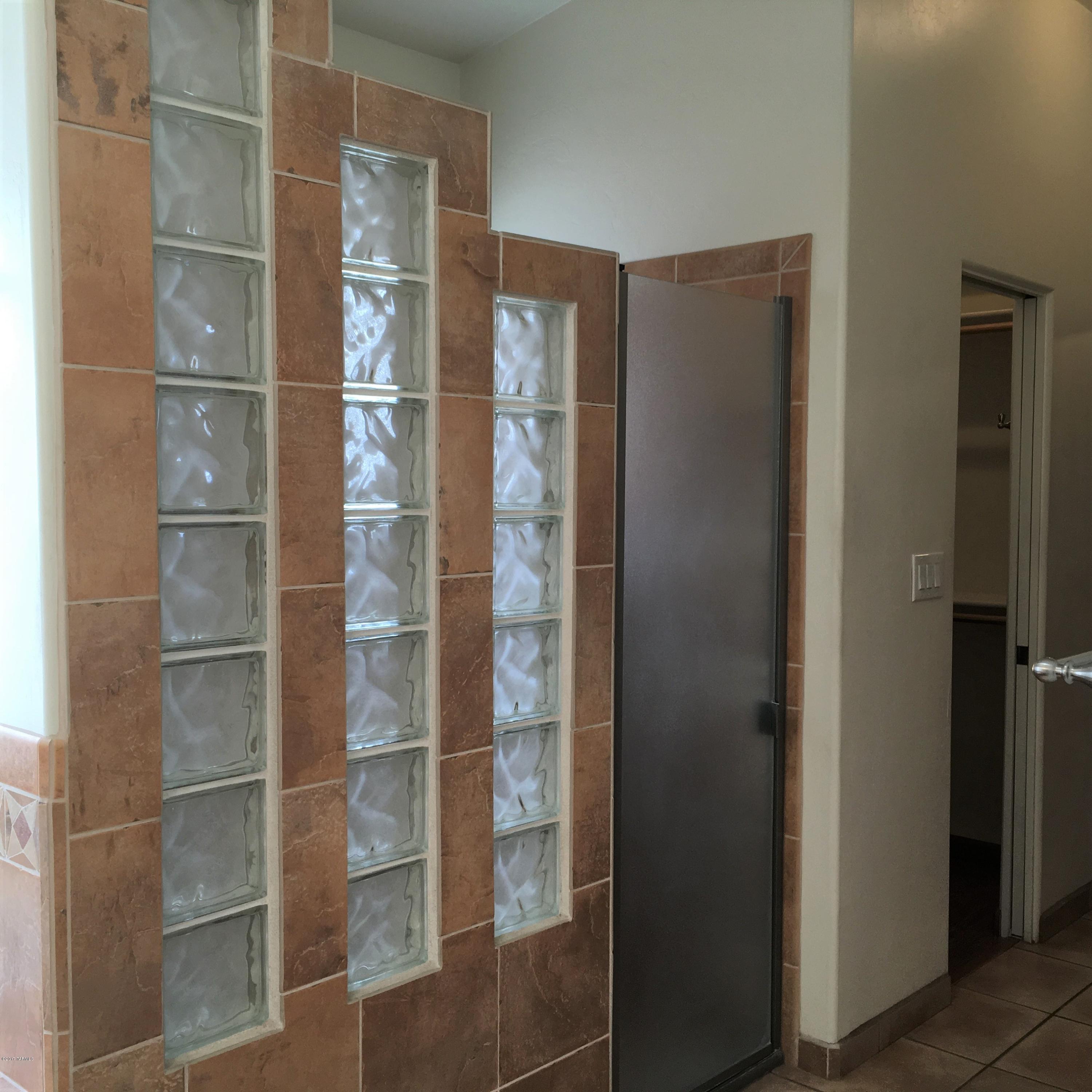 Deer Ridge (1-29) - Residential Lease