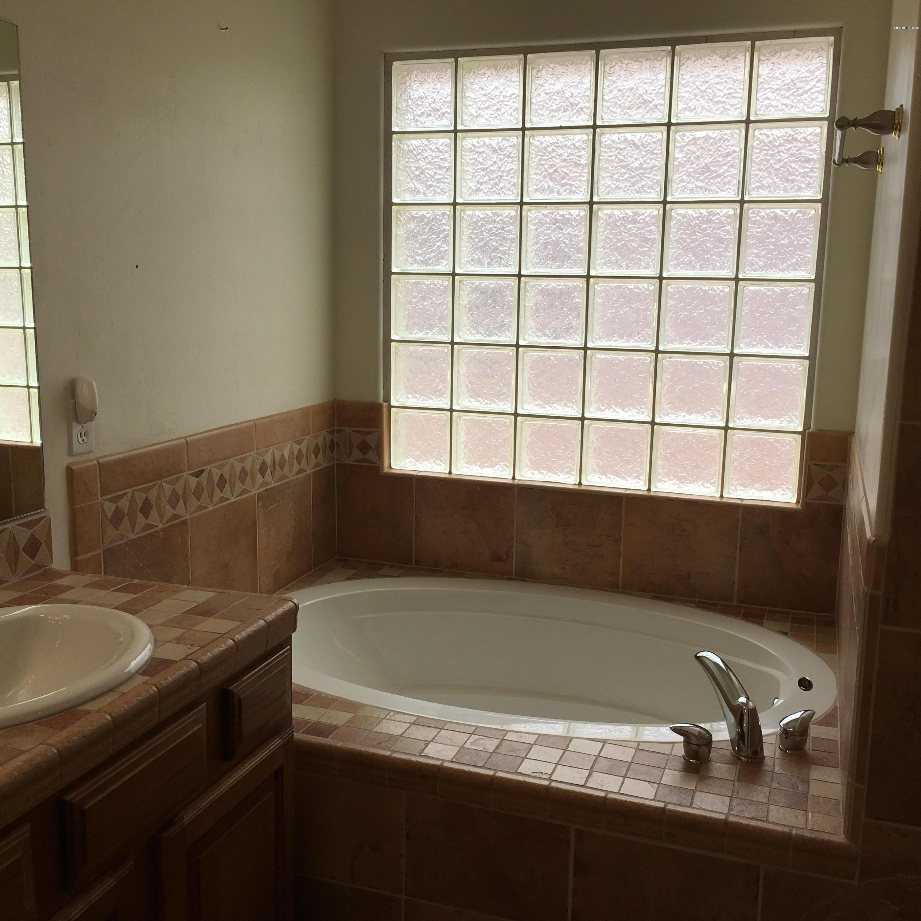 Deer Ridge (1-29) - Residential Lease