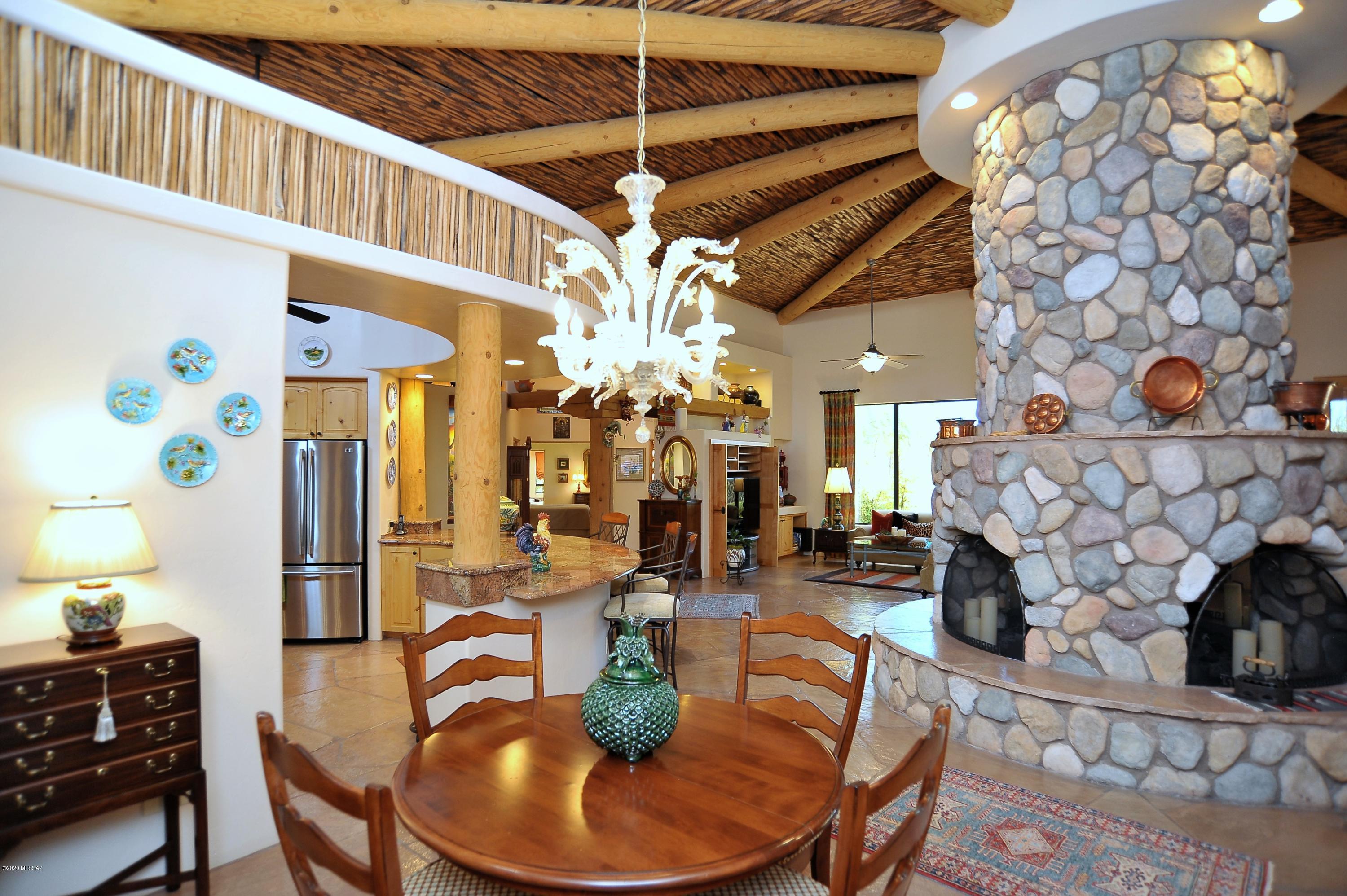 Los Arroyos Del Oeste (1-84) - Residential