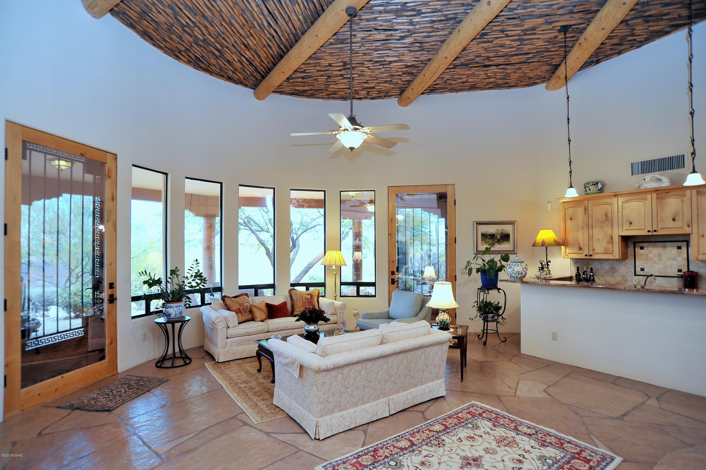 Los Arroyos Del Oeste (1-84) - Residential