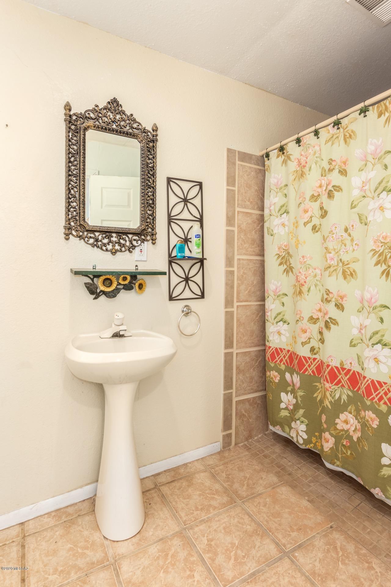 Tanque Verde Country Estates - Residential