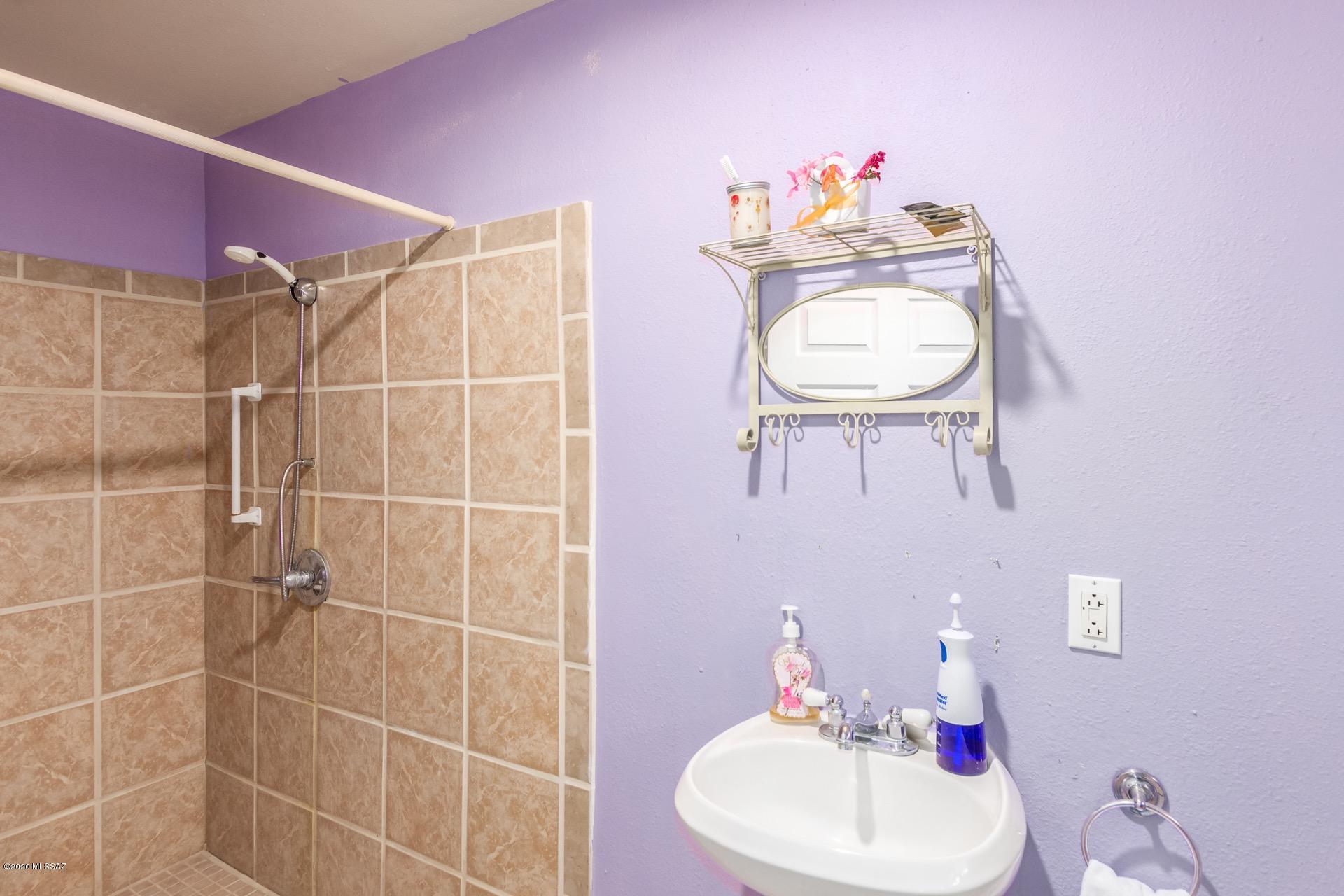 Tanque Verde Country Estates - Residential
