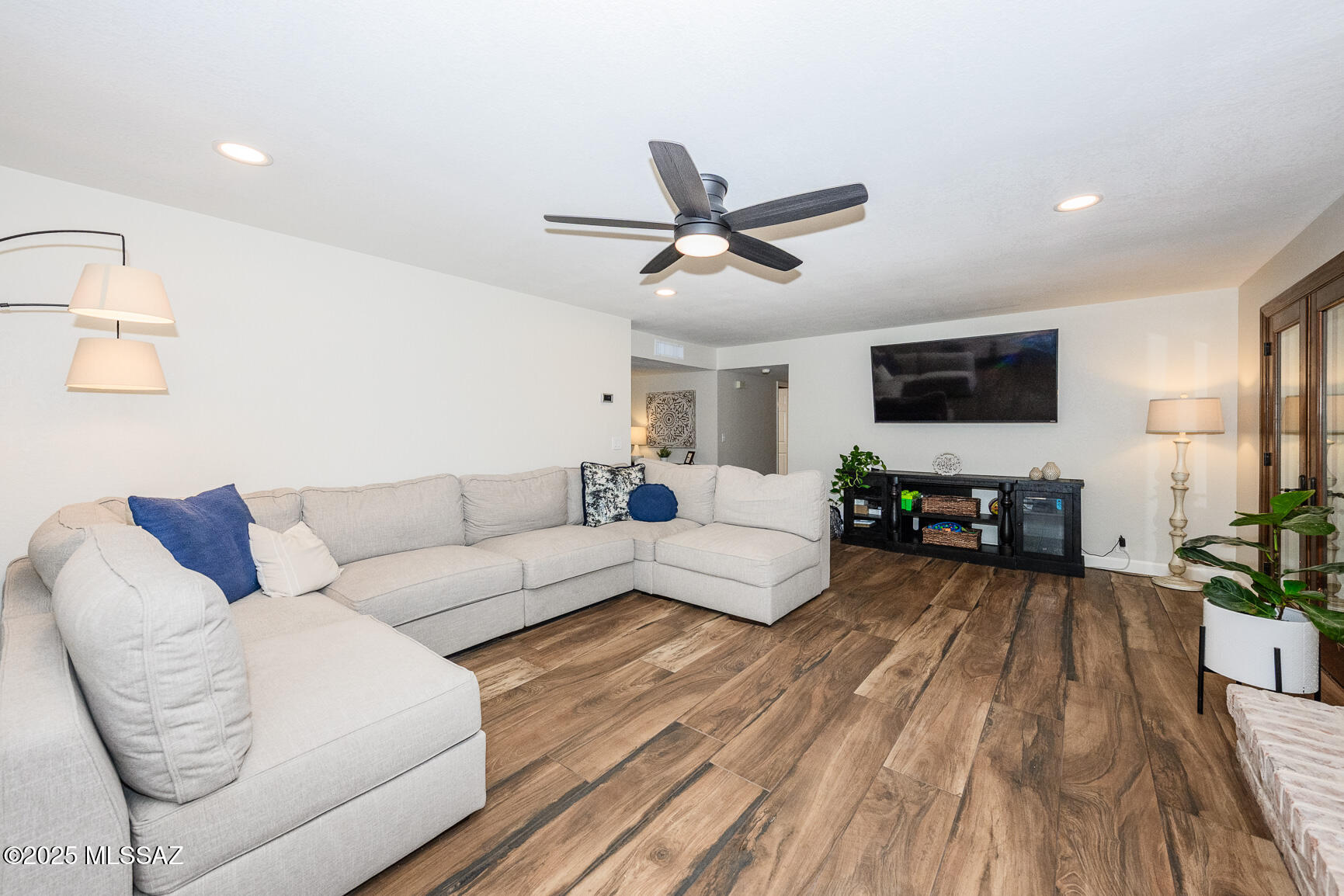 Sabino Town And Country Estates (1-77) - Residential