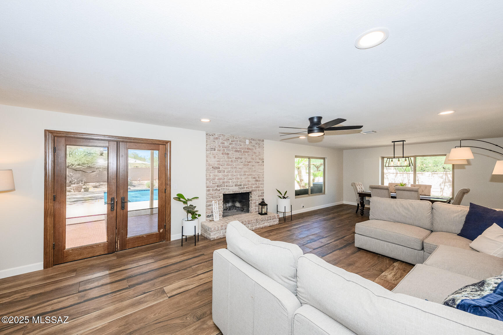 Sabino Town And Country Estates (1-77) - Residential