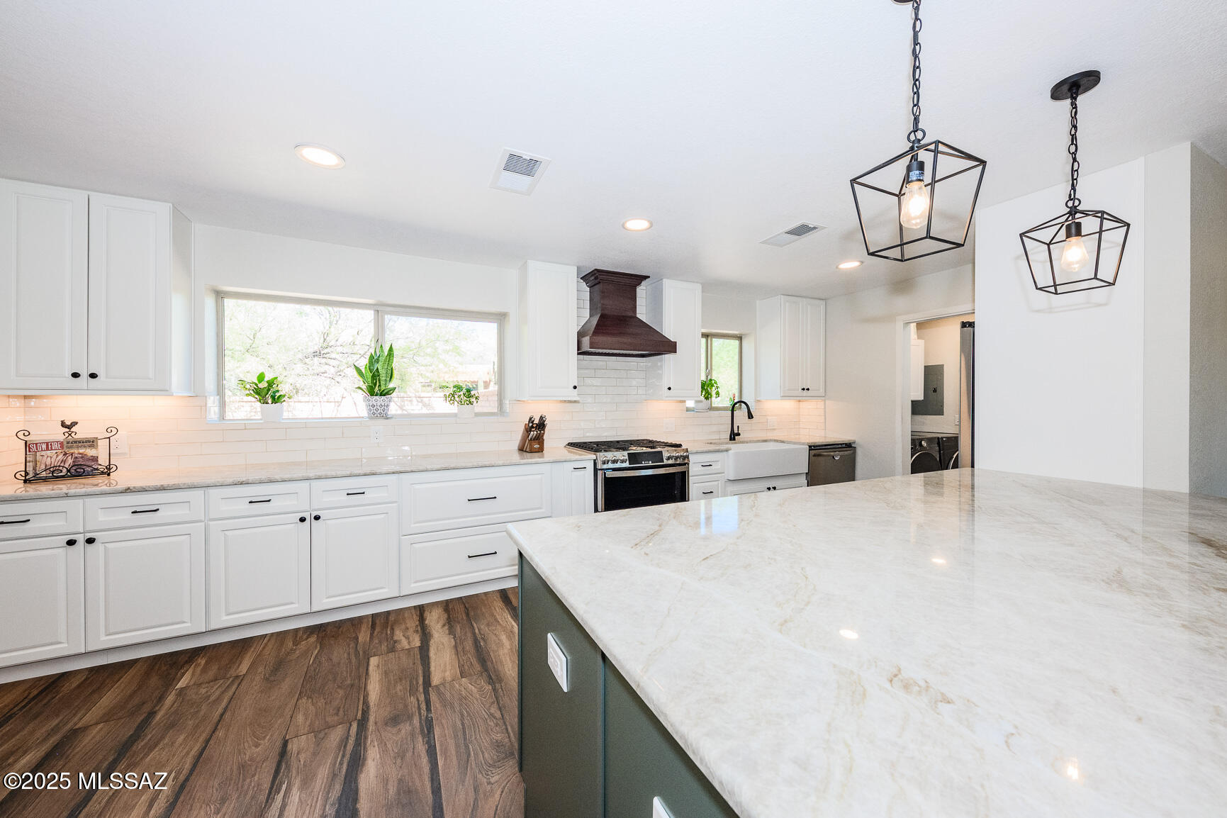 Sabino Town And Country Estates (1-77) - Residential