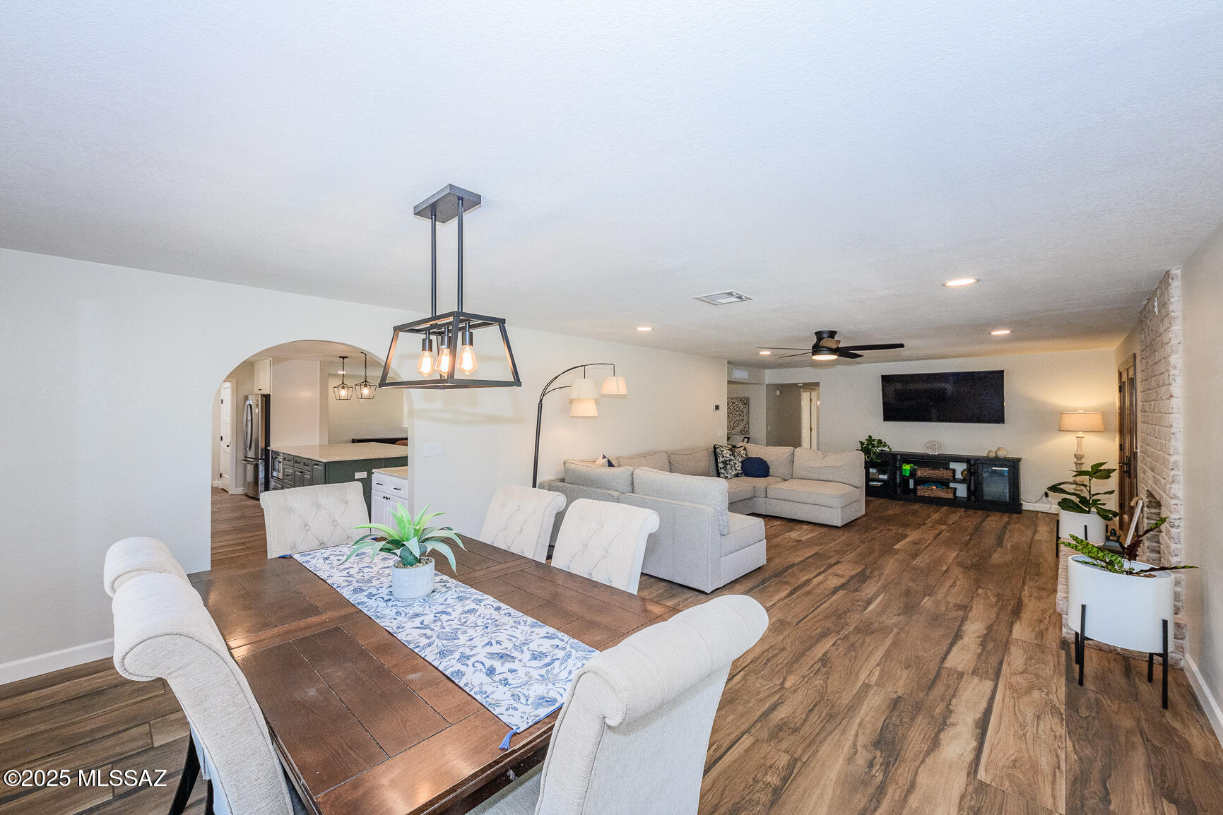 Sabino Town And Country Estates (1-77) - Residential