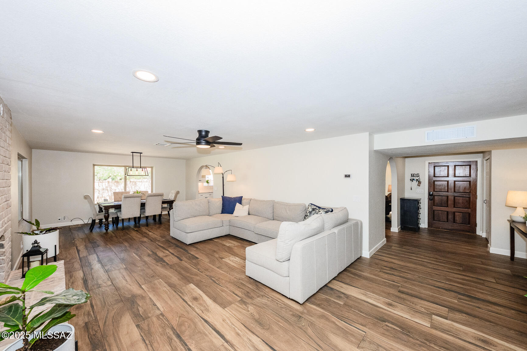 Sabino Town And Country Estates (1-77) - Residential