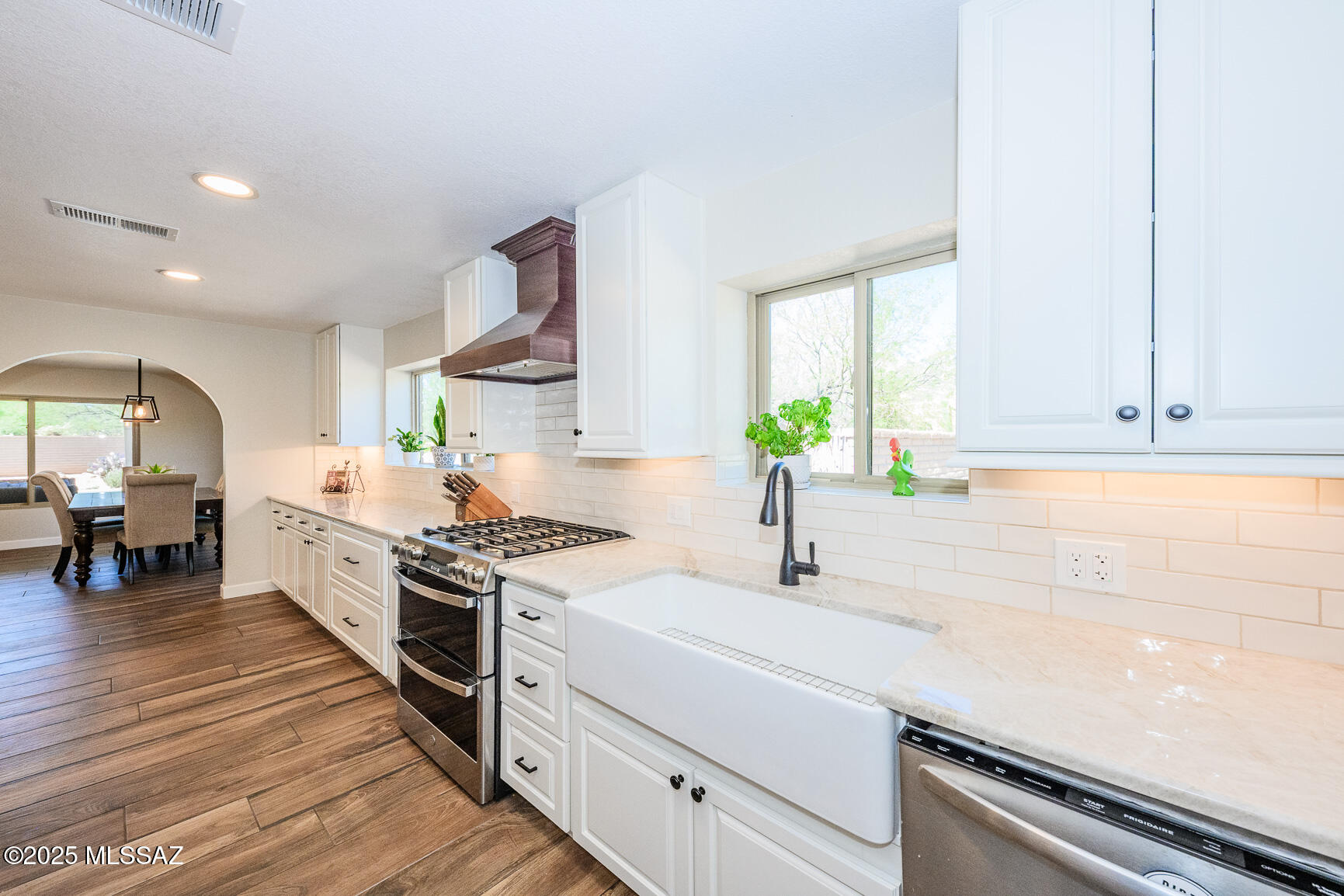 Sabino Town And Country Estates (1-77) - Residential