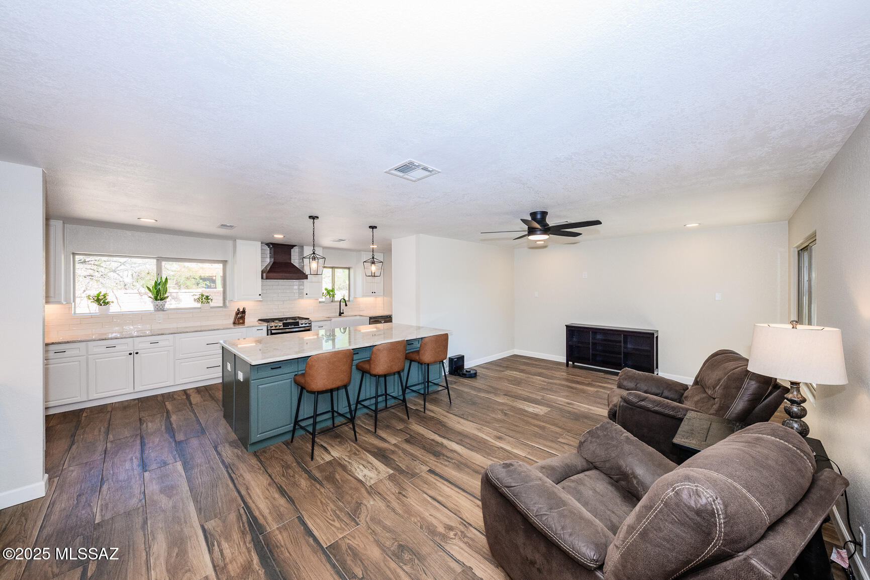 Sabino Town And Country Estates (1-77) - Residential