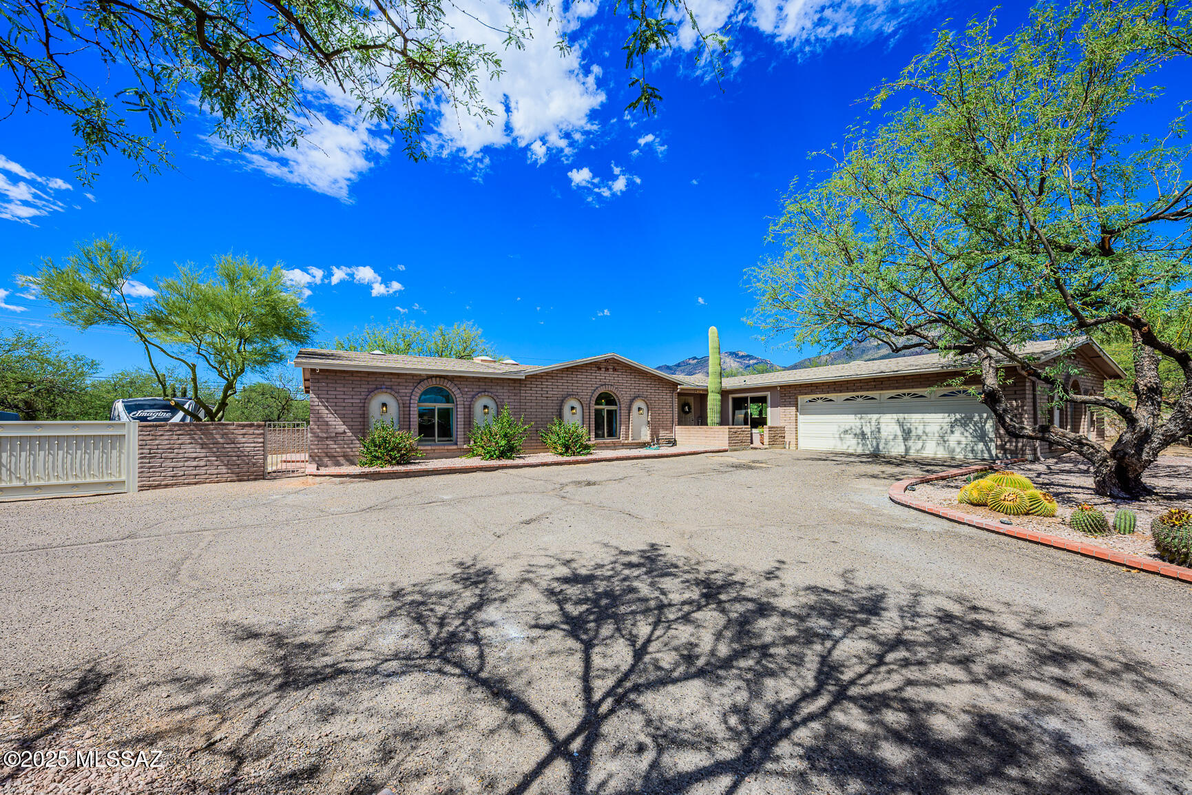 Sabino Town And Country Estates (1-77) - Residential