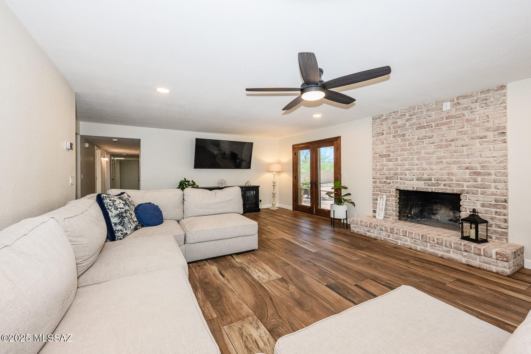 Sabino Town And Country Estates (1-77) - Residential
