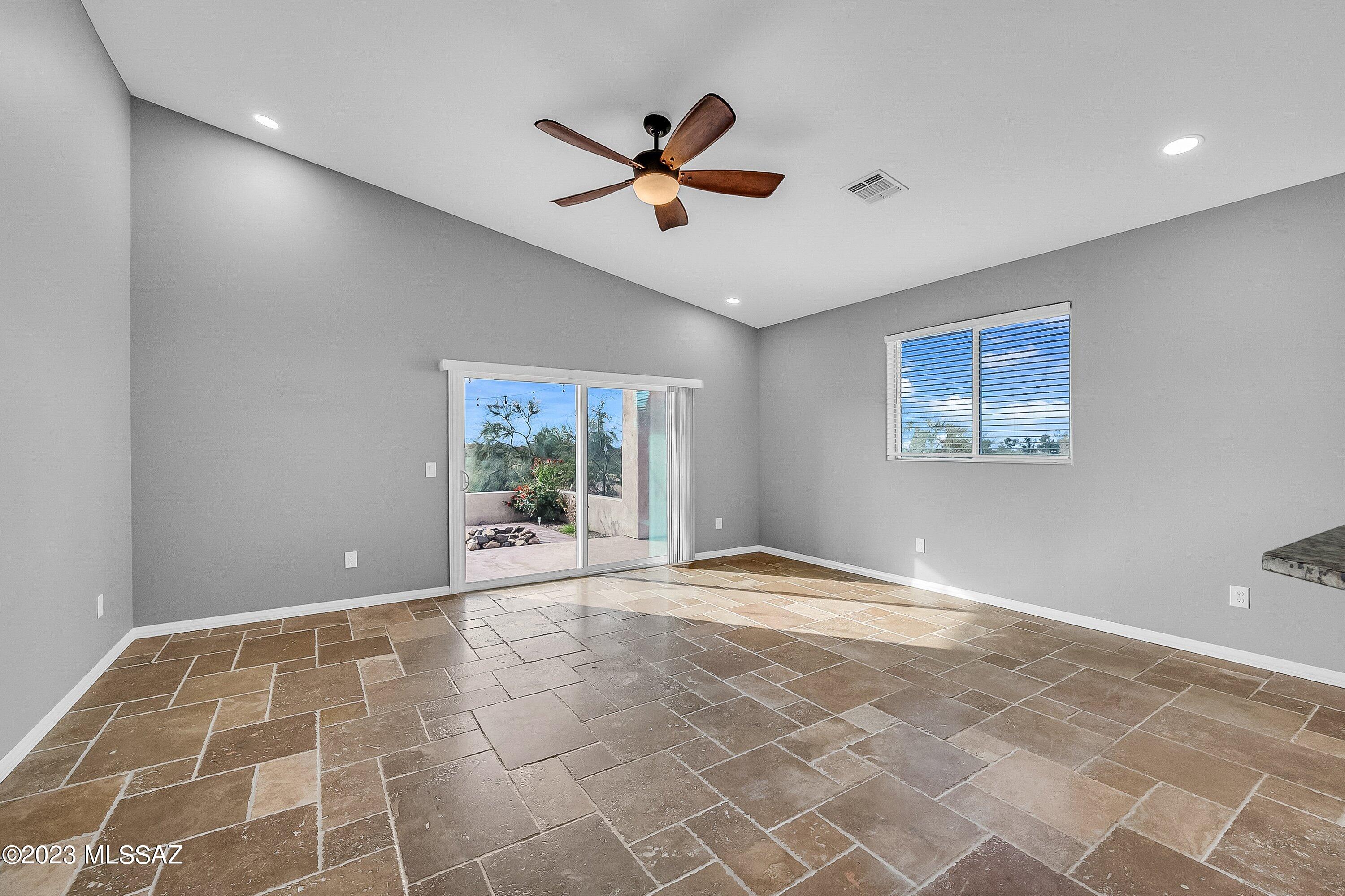 New Tucson Unit NO. 4 (1-203) - Residential