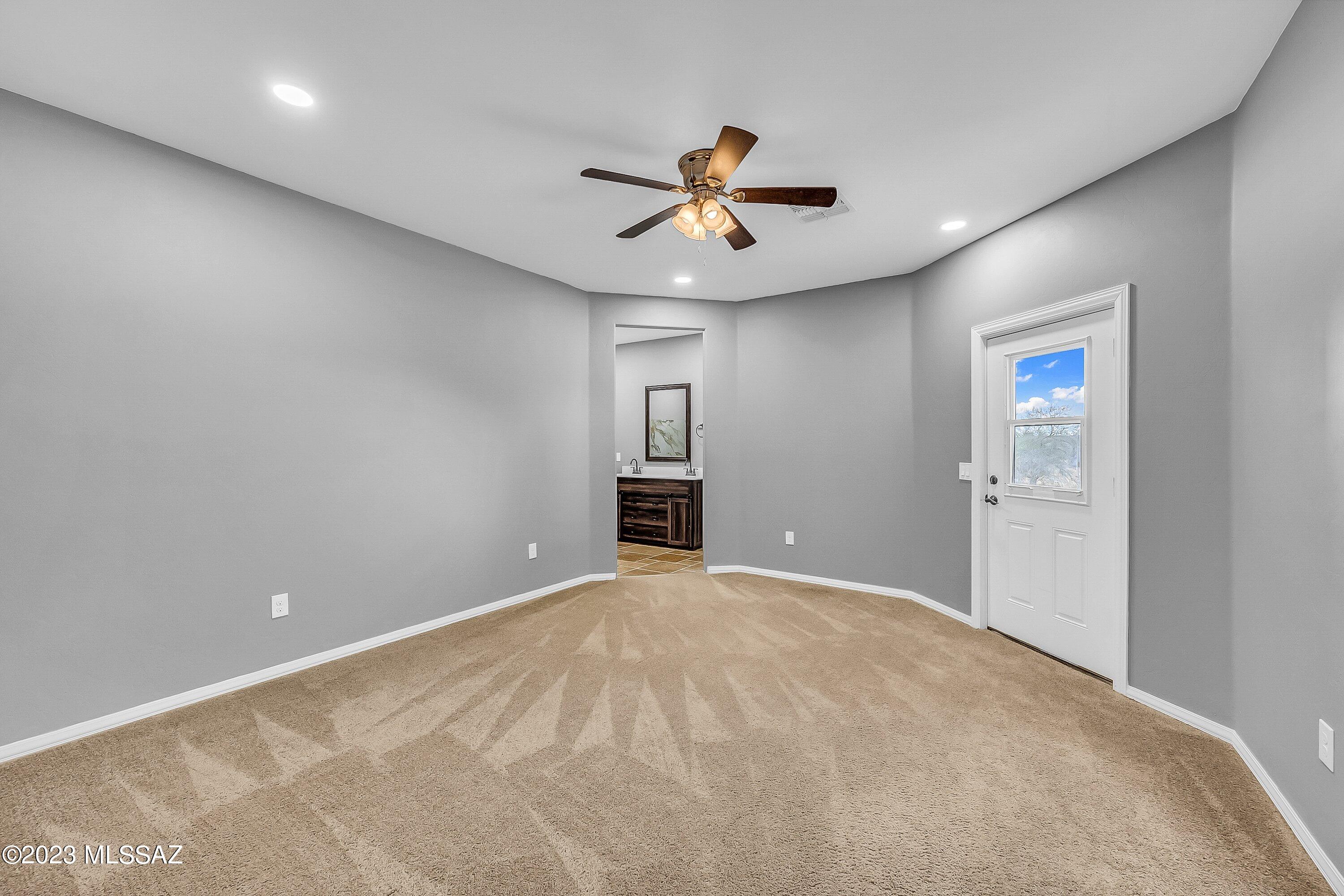 New Tucson Unit NO. 4 (1-203) - Residential