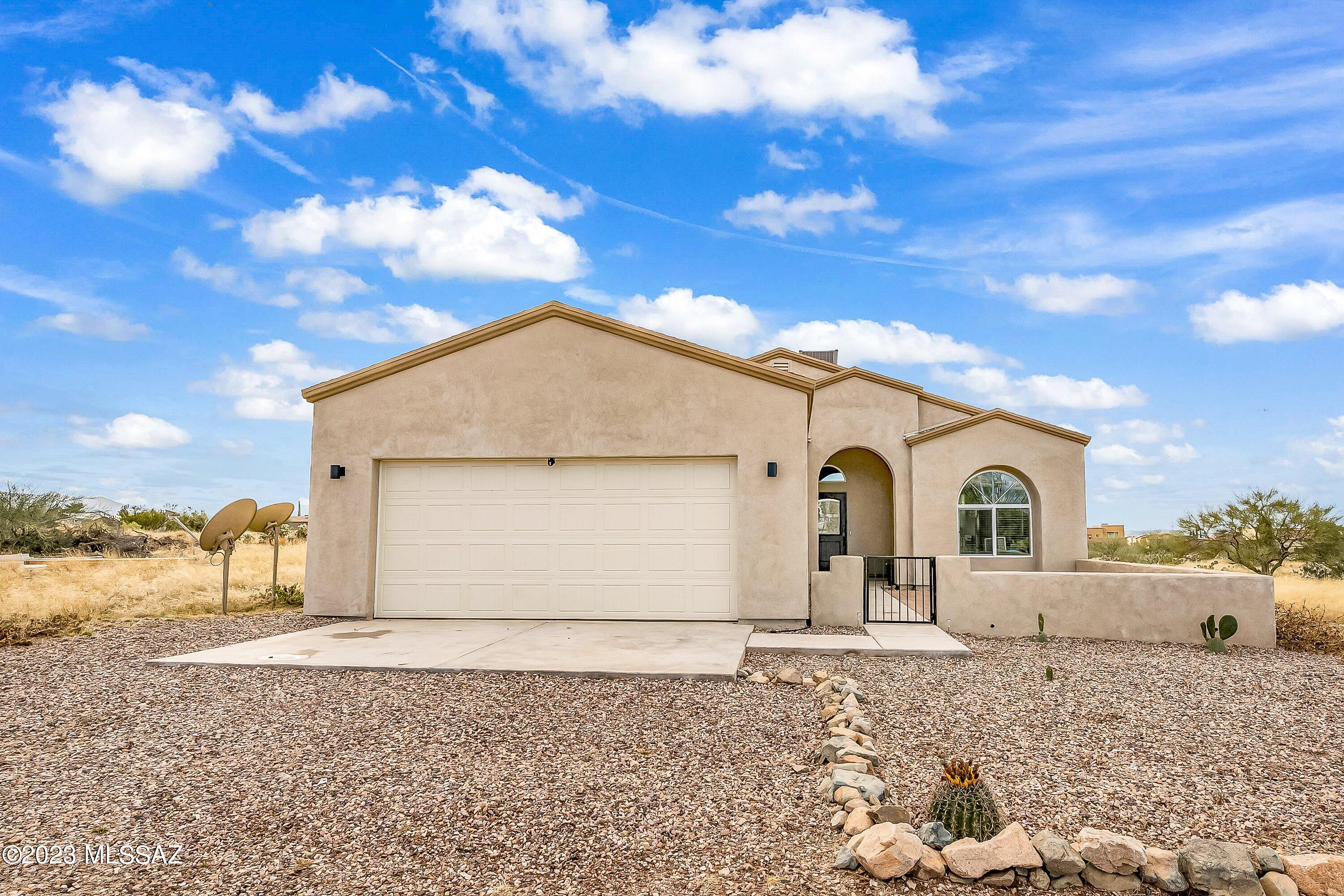 New Tucson Unit NO. 4 (1-203) - Residential