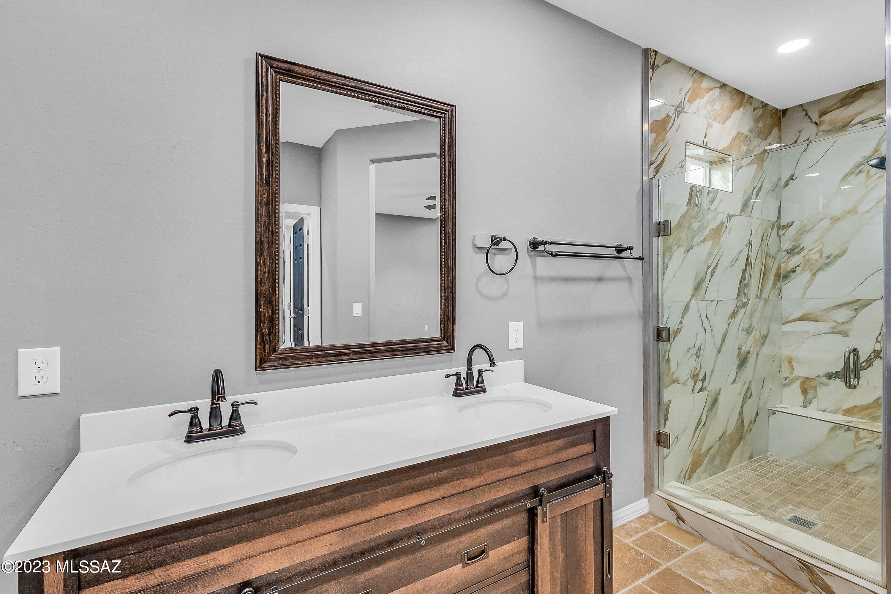 New Tucson Unit NO. 4 (1-203) - Residential