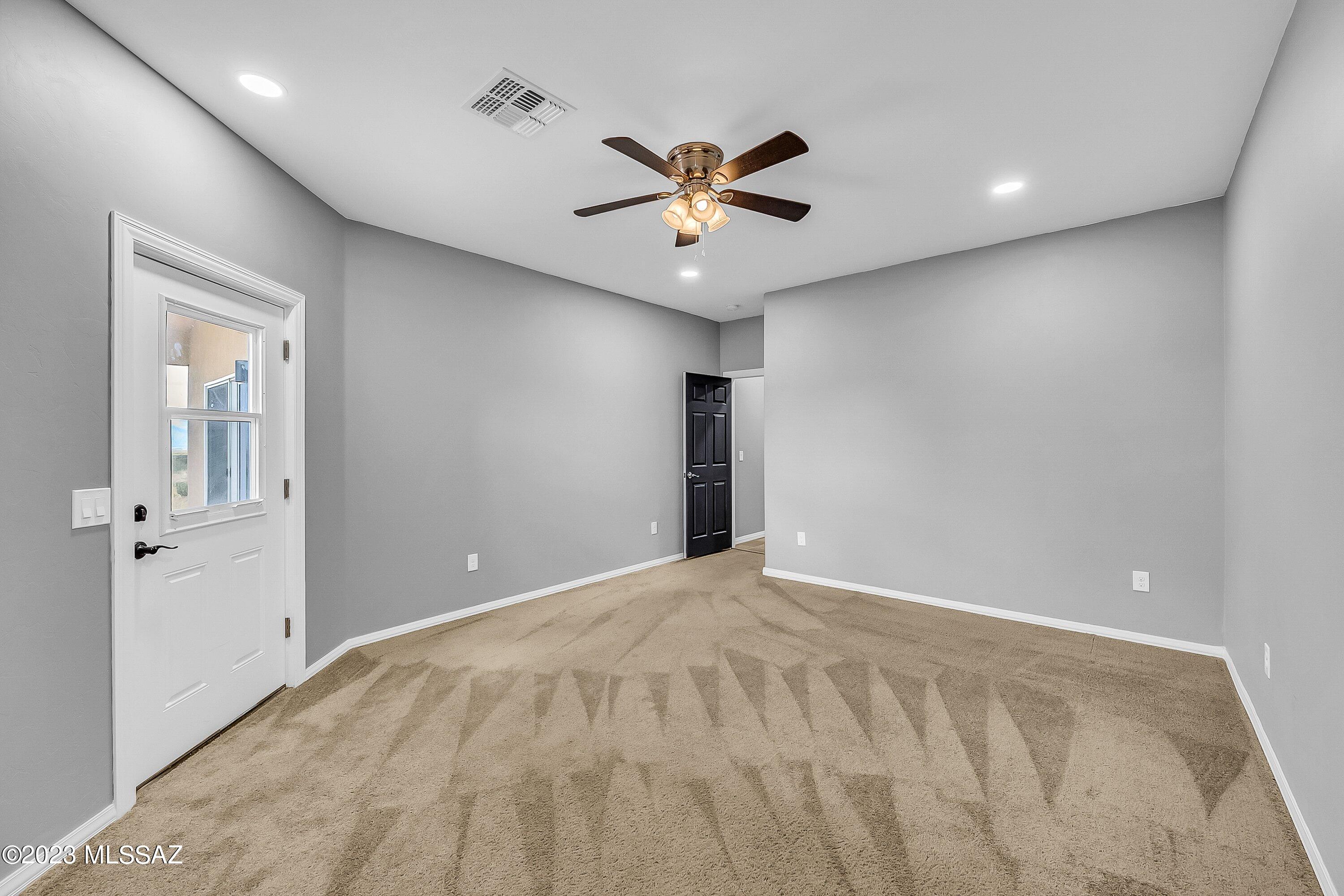 New Tucson Unit NO. 4 (1-203) - Residential