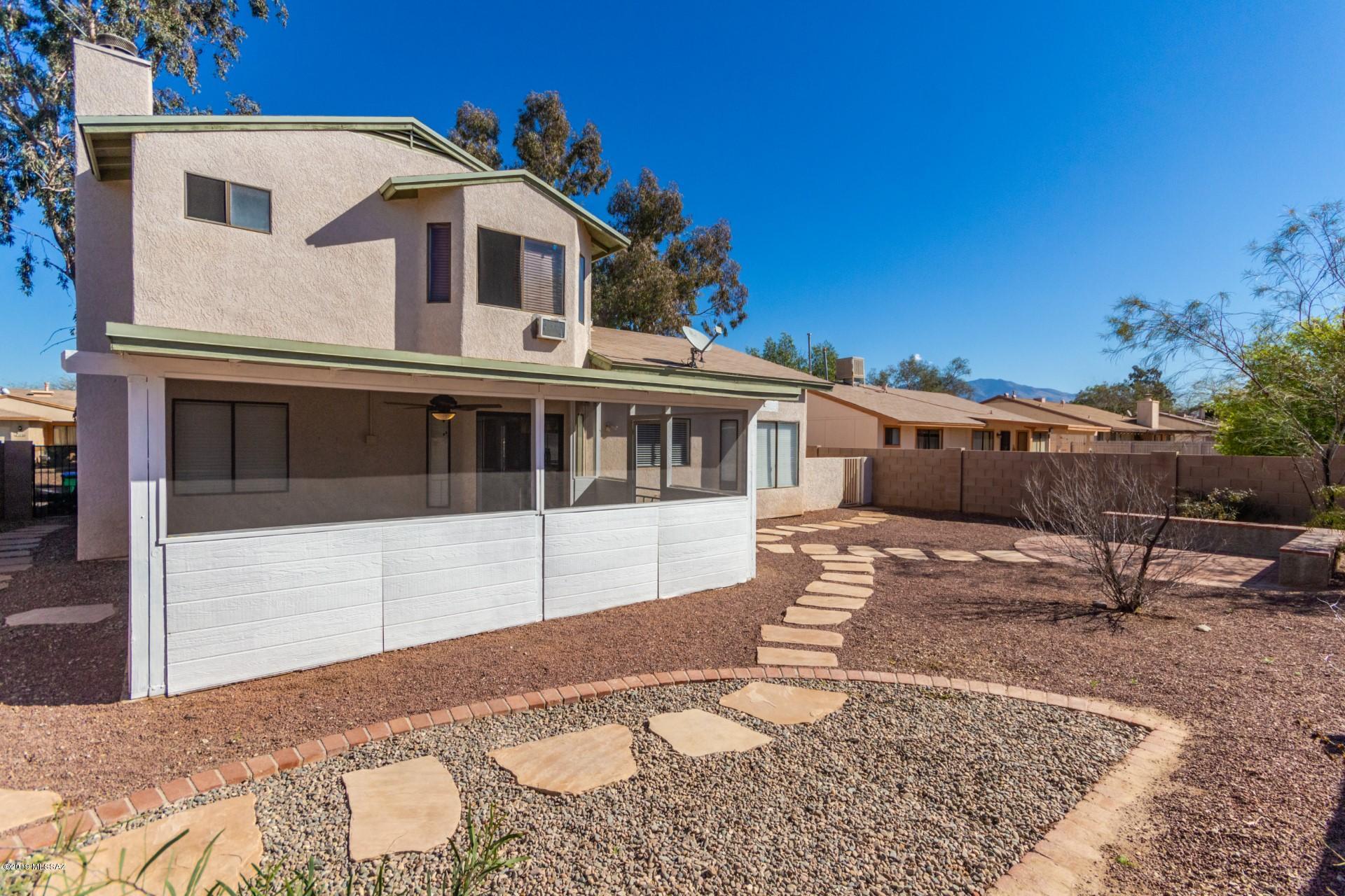 Meadowbrook (273-334, 348-403, 410-532) - Residential