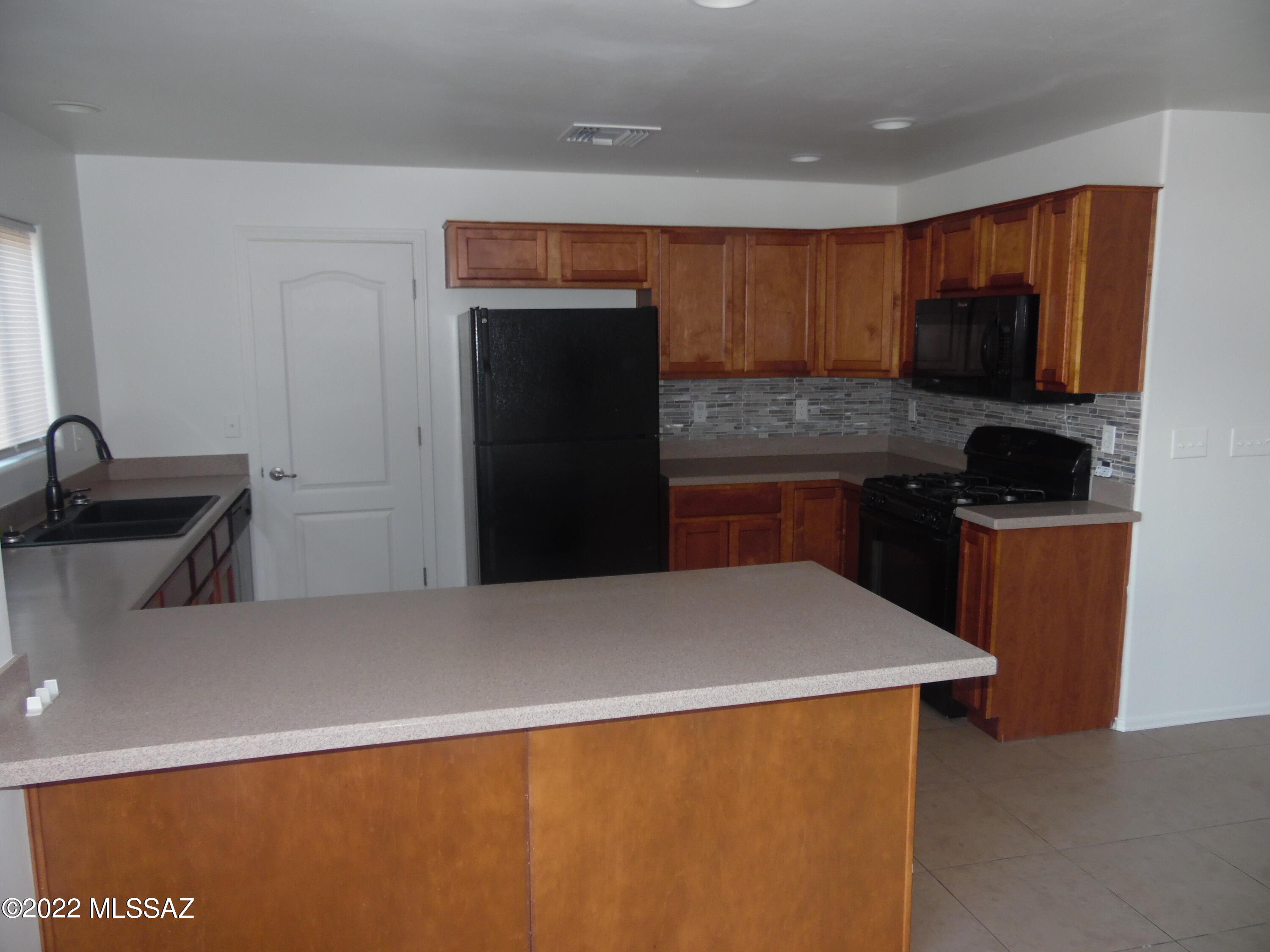 Limberlost Terr II Townhouses - Residential Lease