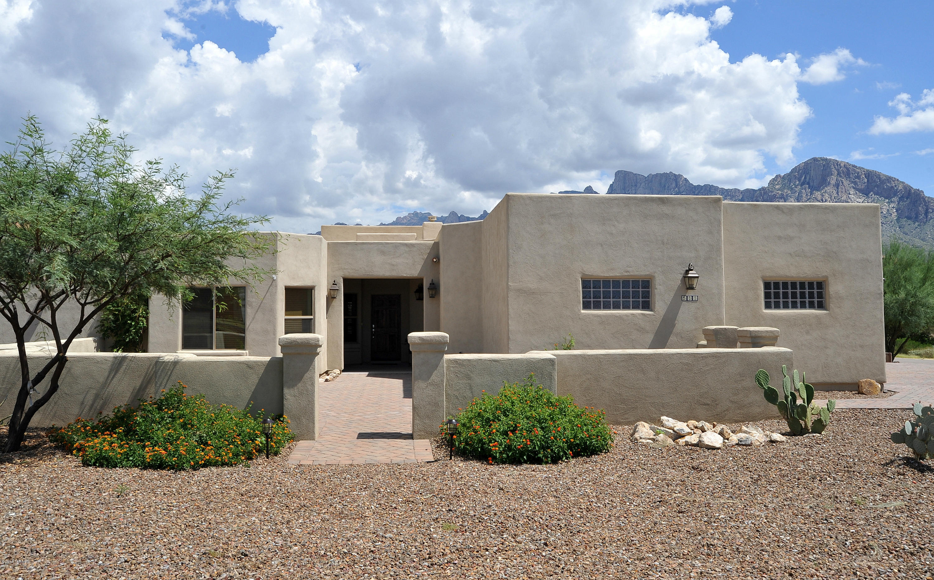 Canada Del Oro Estates - Residential