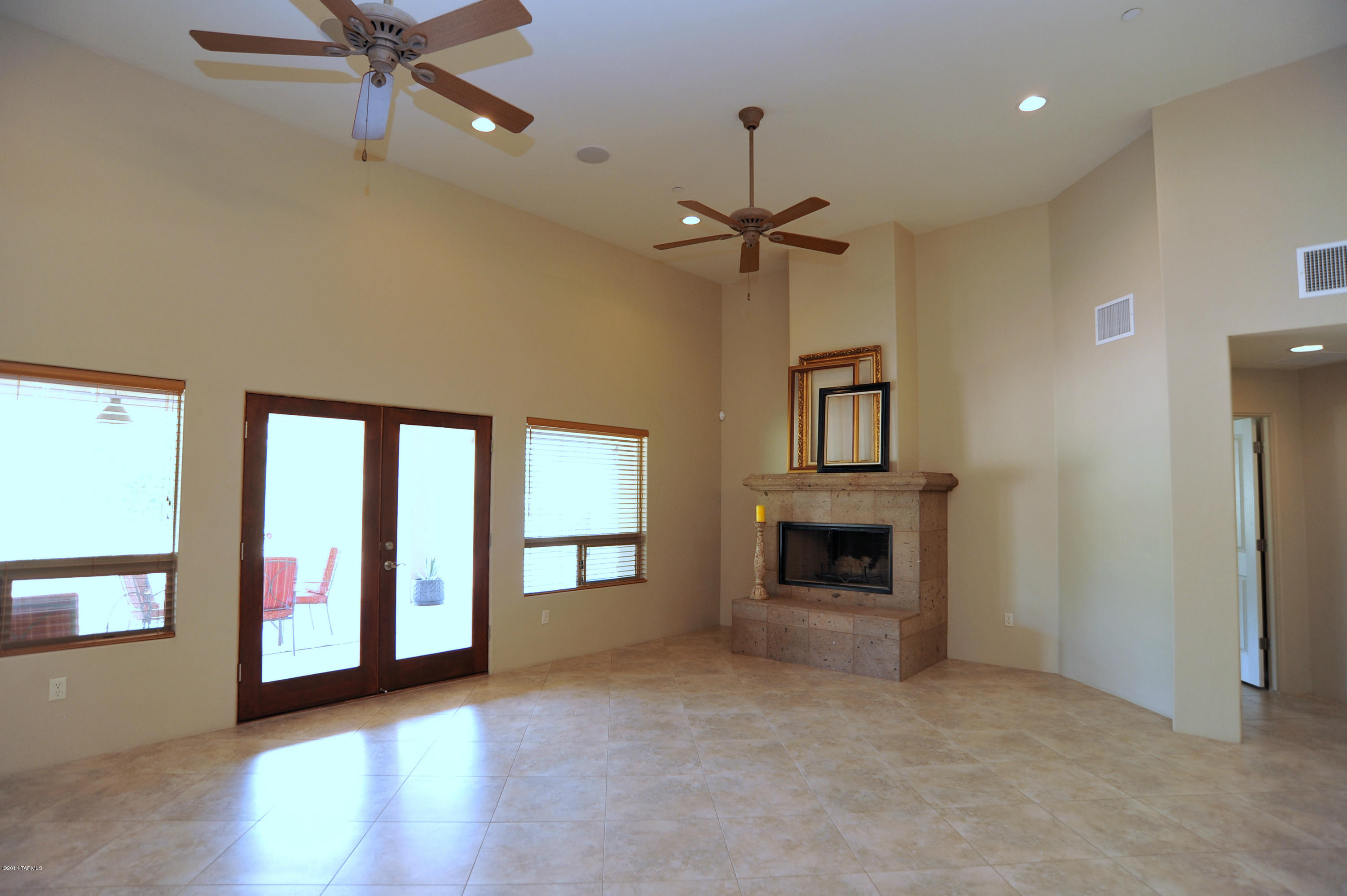 Canada Del Oro Estates - Residential