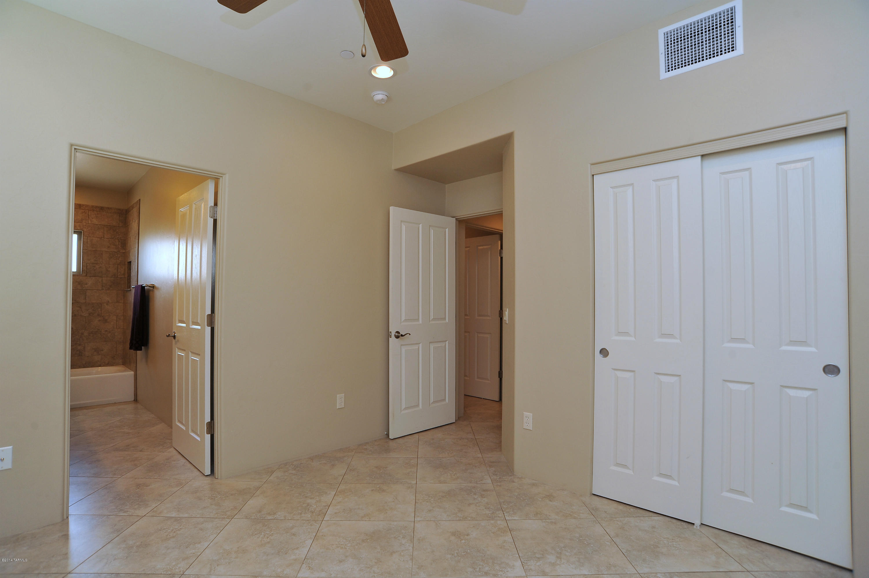 Canada Del Oro Estates - Residential