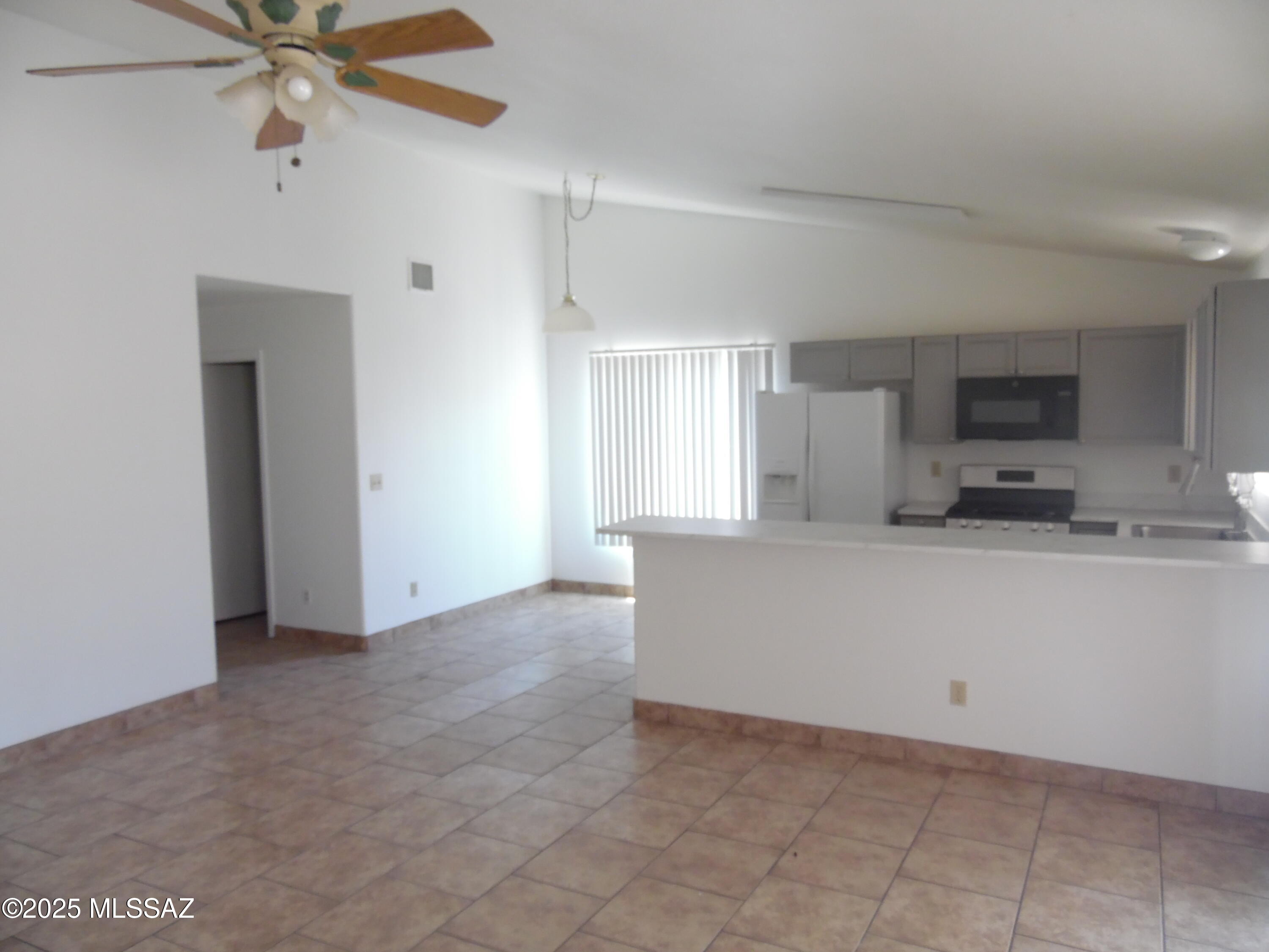 Tucson, Arizona 85710, United States, 3 Bedrooms Bedrooms, ,2 BathroomsBathrooms,Residential,Active,178879