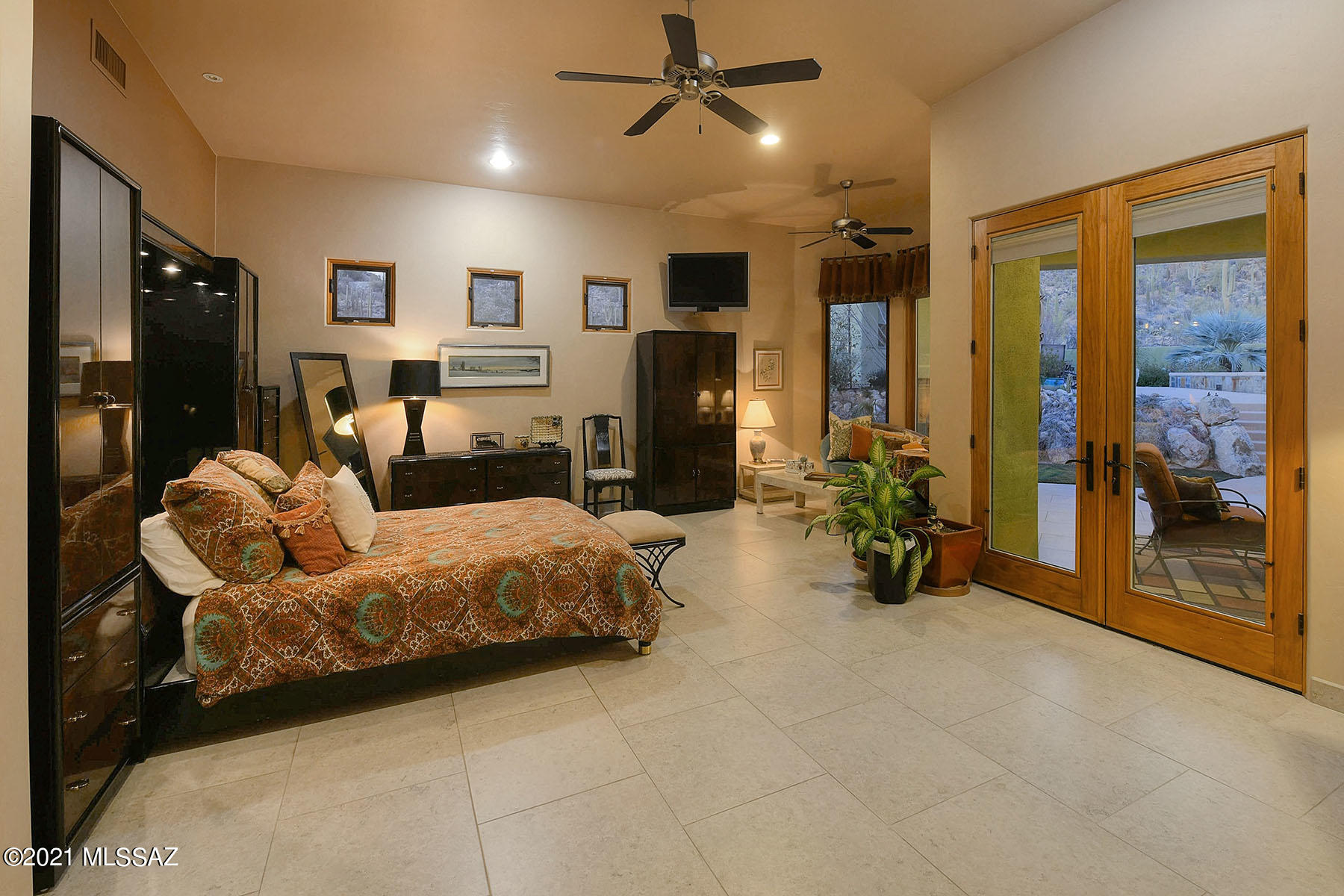Caliente Canyons (1-7) - Residential