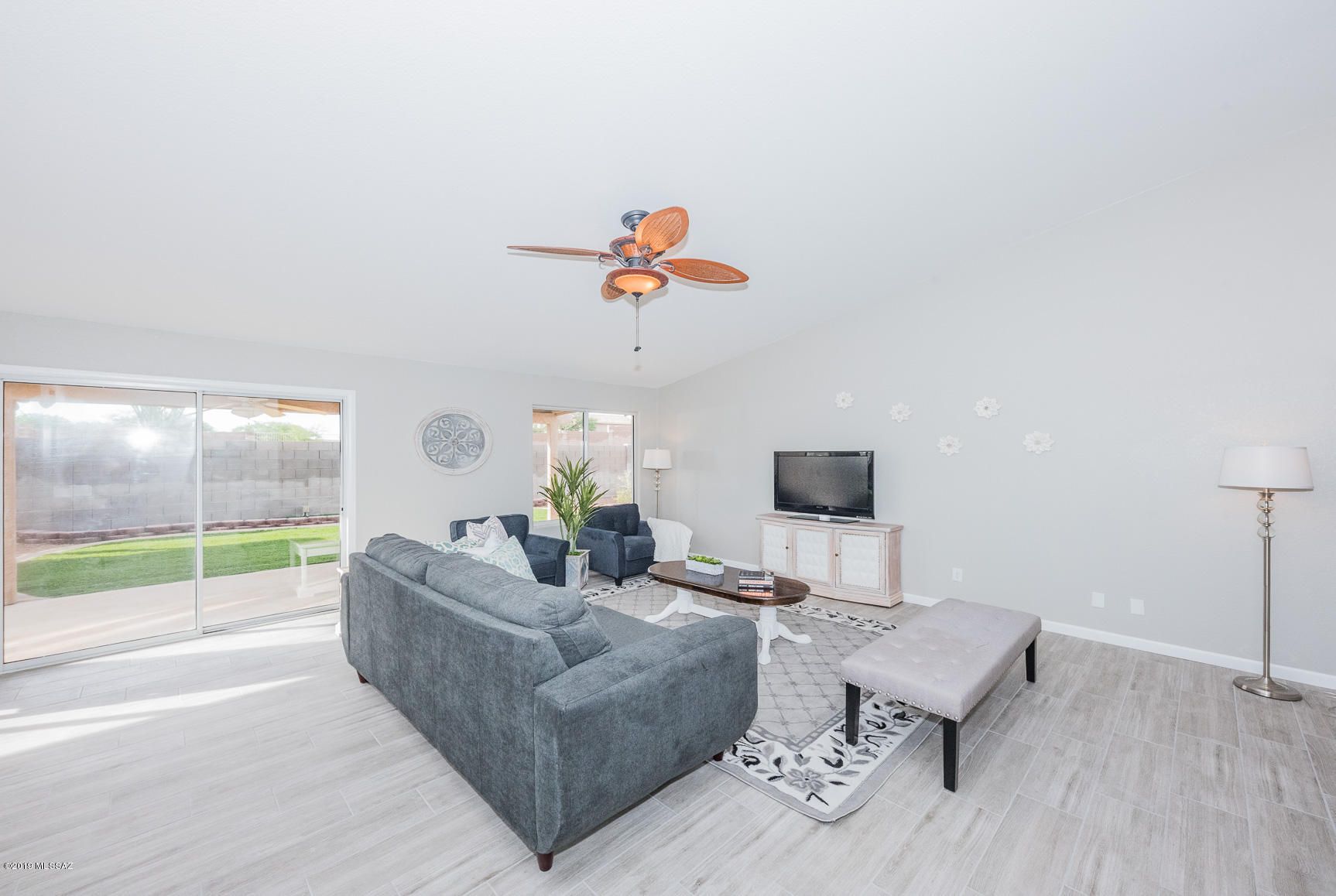 Elliott Homes At Rita Ranch (1-521) - Residential