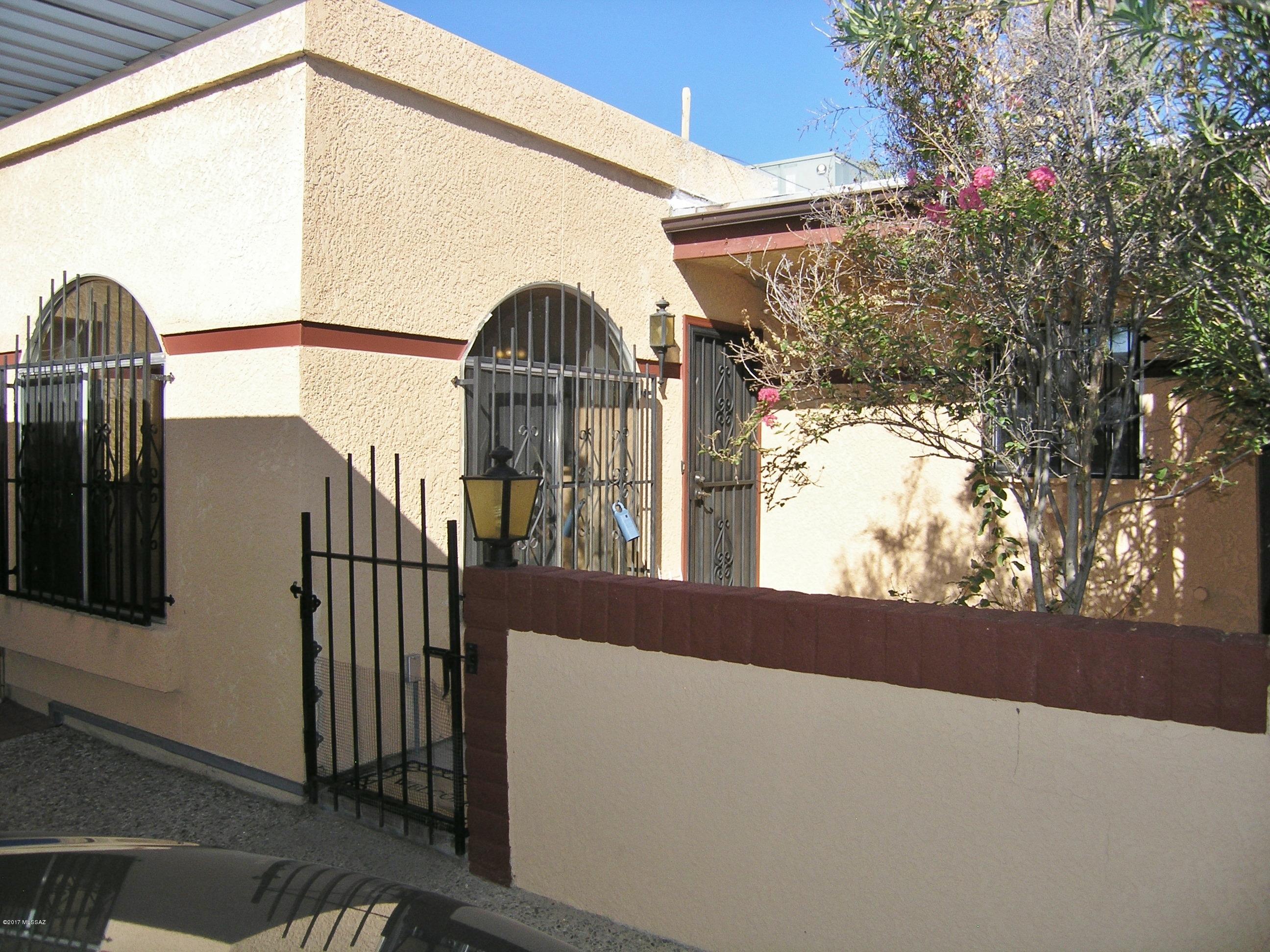 Encanto Place Townhomes (1-23) - Residential