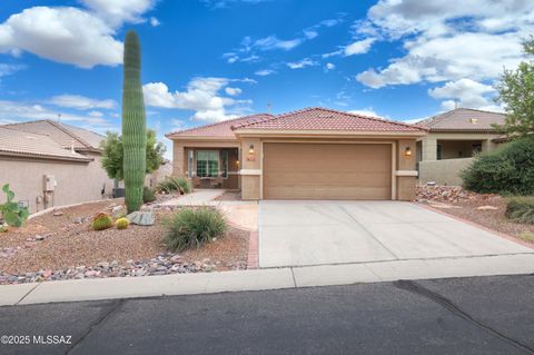 Photo of 13575 N Holly Grape Drive, Marana, AZ 85658 (MLS # 22526515)