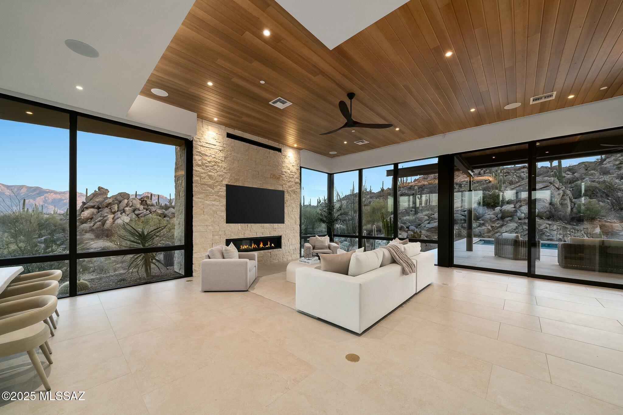 Stone Canyon VIII (486-602) - Residential