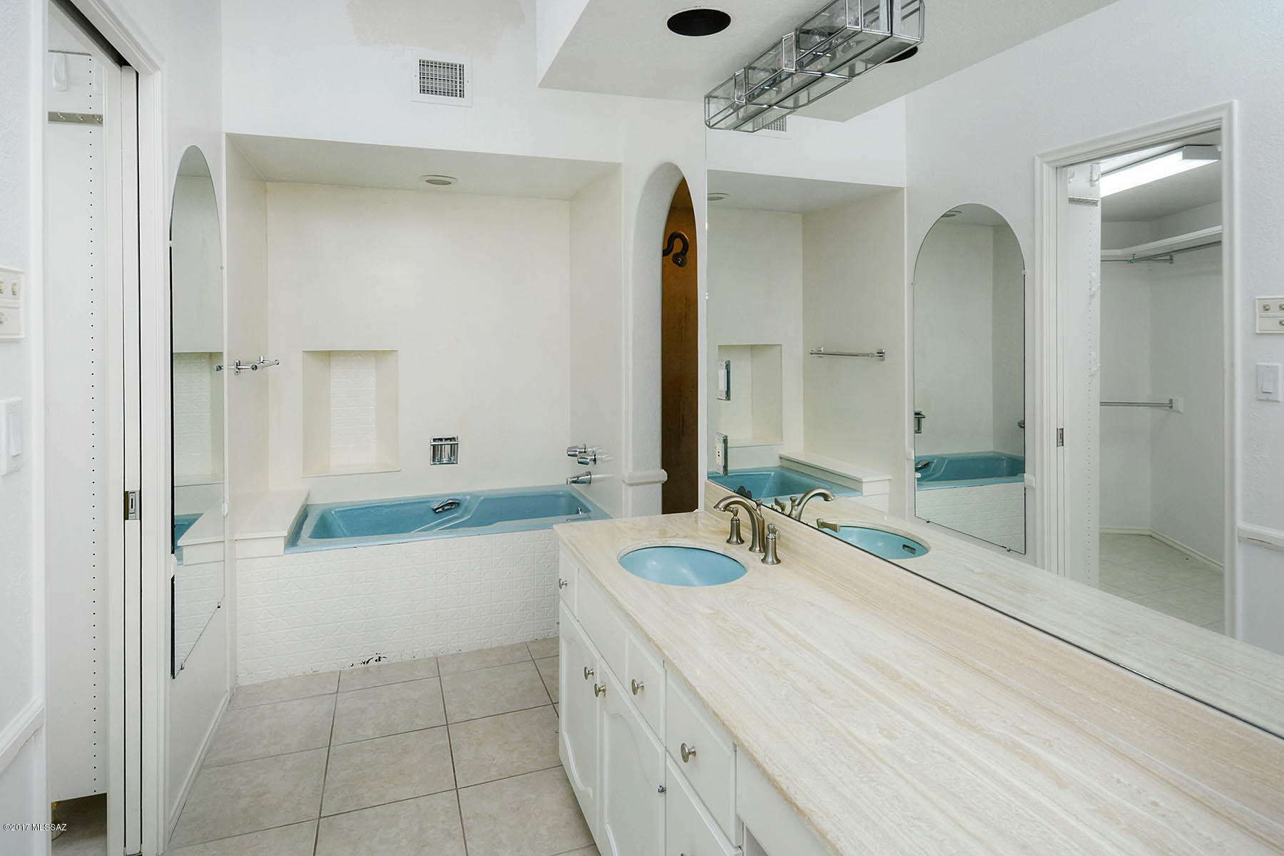 Skyline Country Club Estates (270-318) - Residential