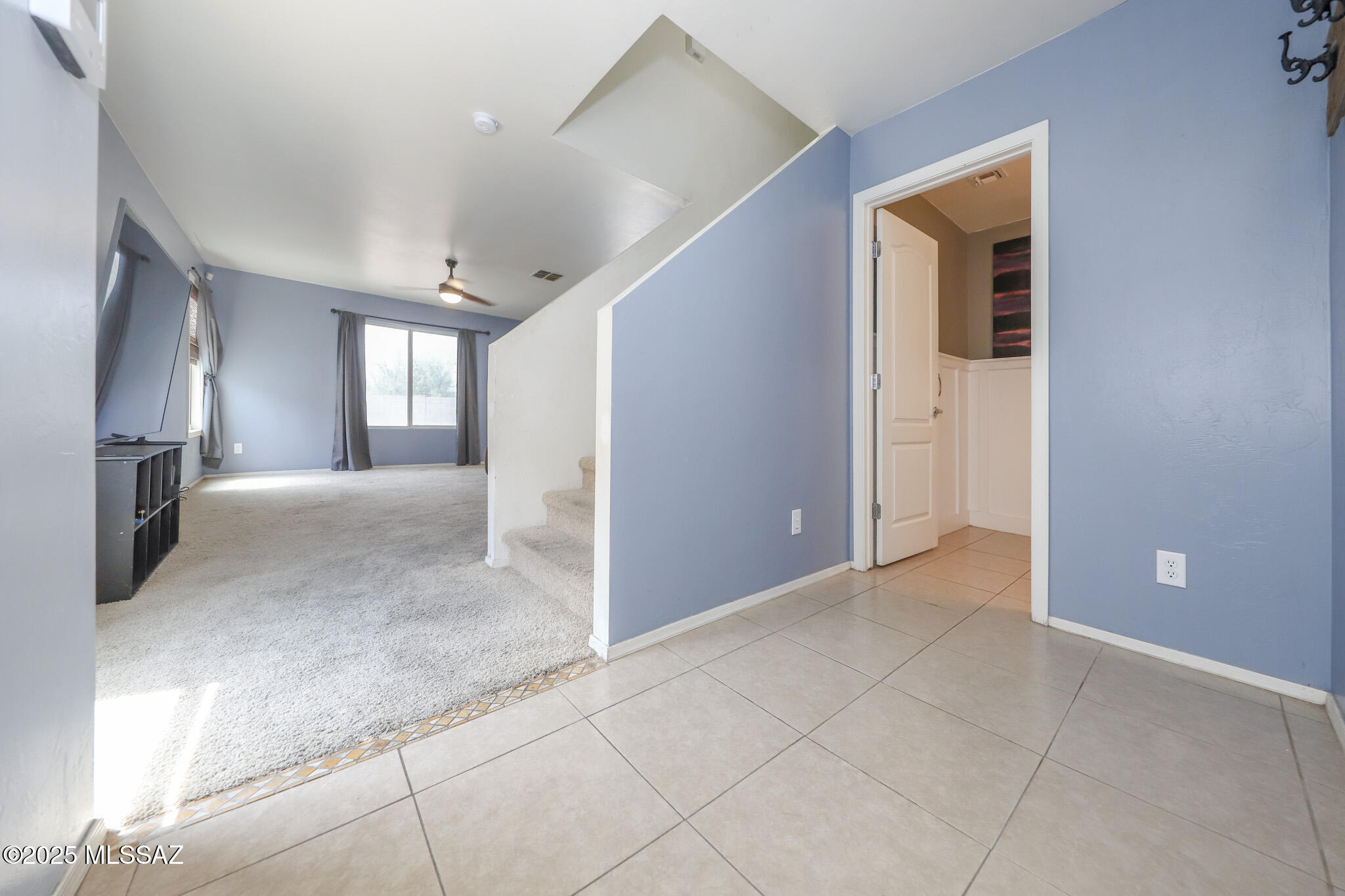 1077 W Camino Luna Llena