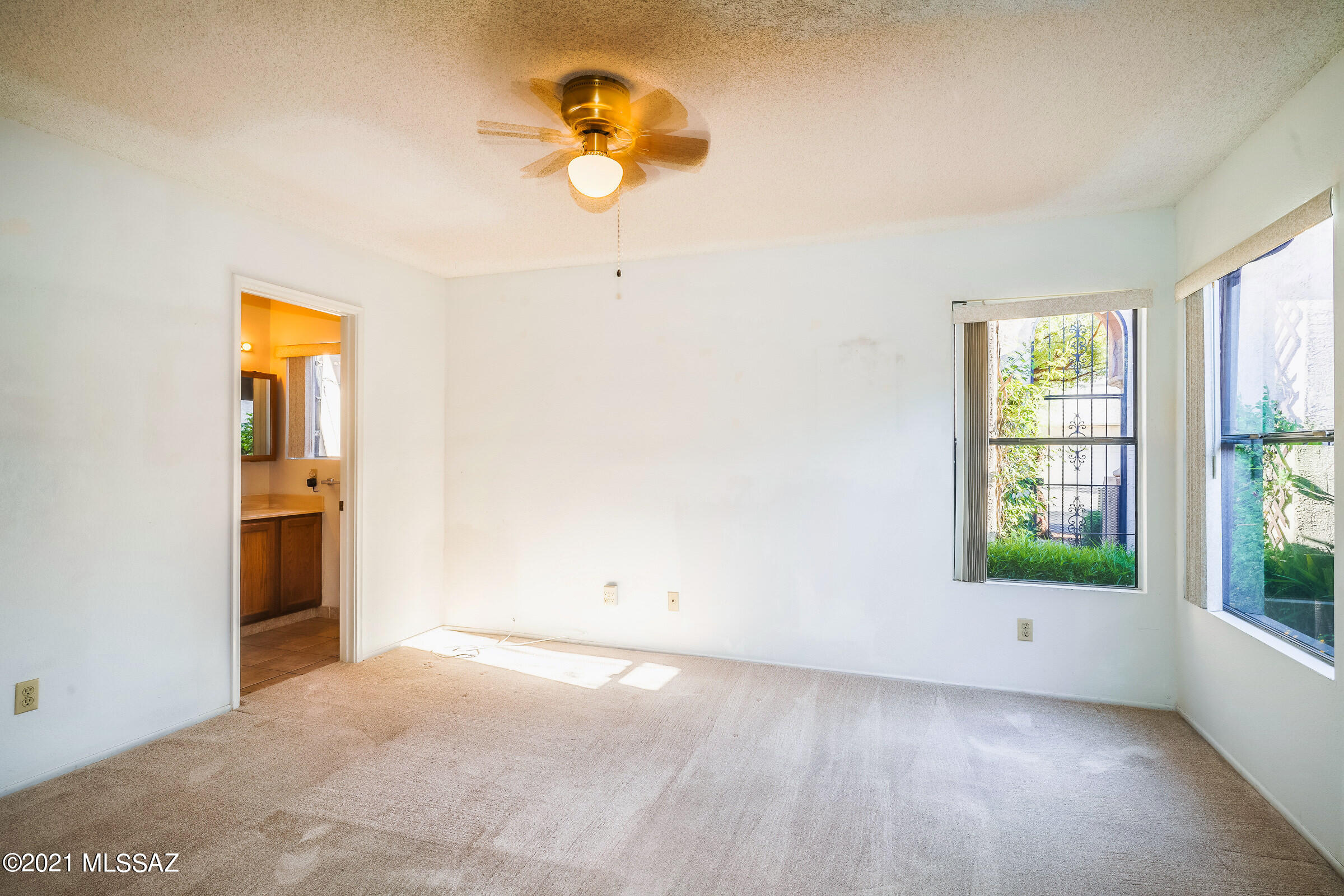Miramonte Townhomes (1-67) - Residential
