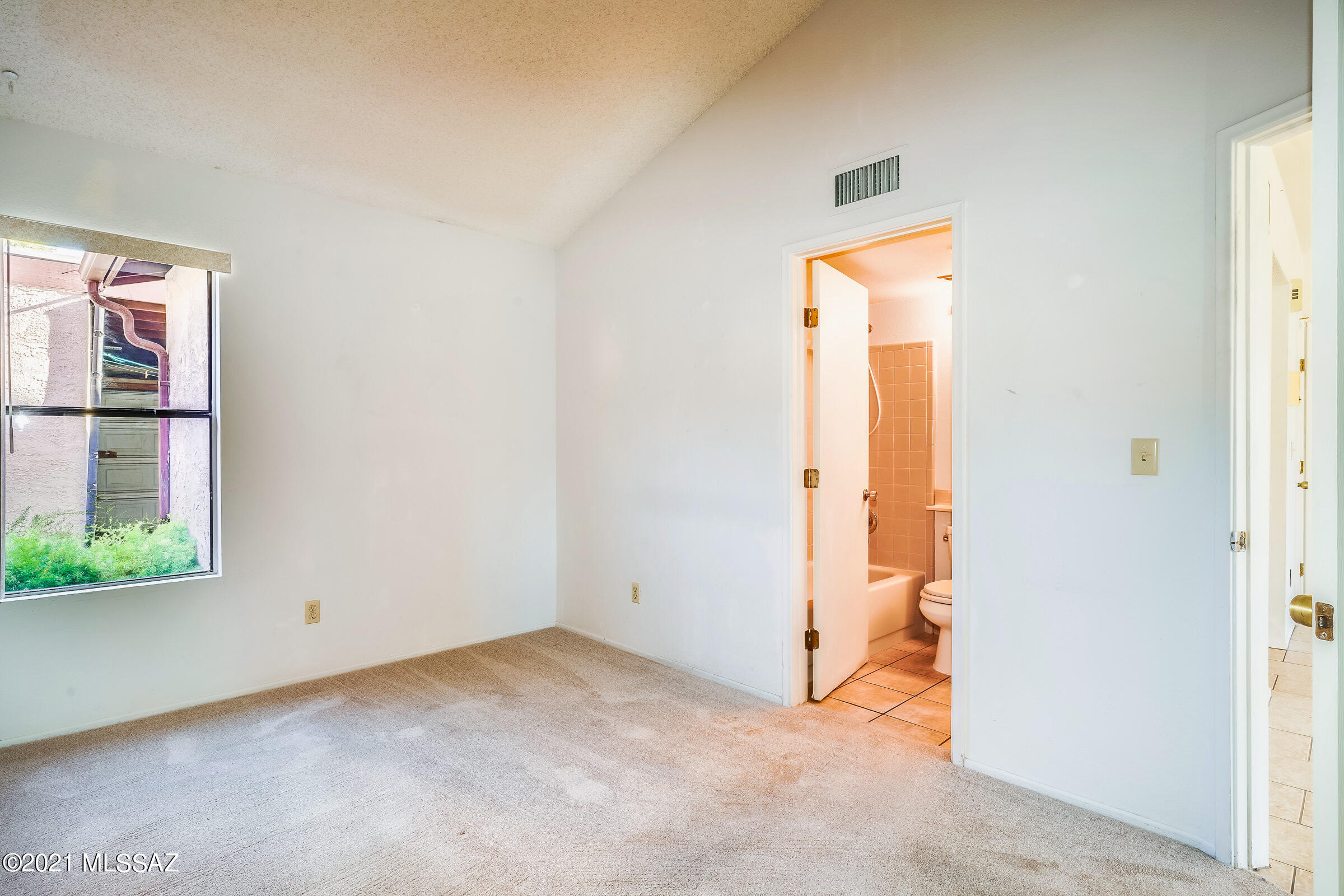 Miramonte Townhomes (1-67) - Residential