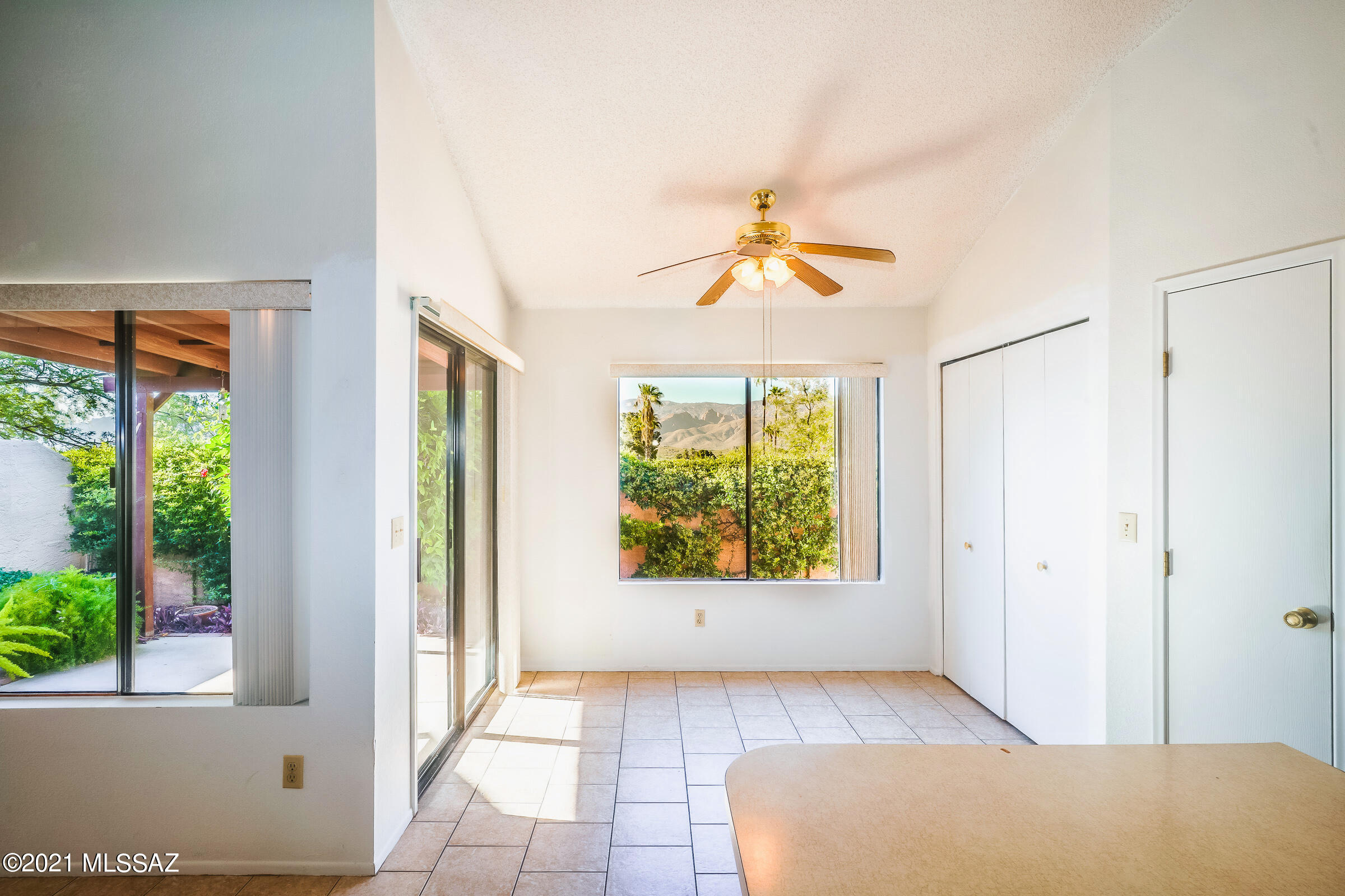 Miramonte Townhomes (1-67) - Residential