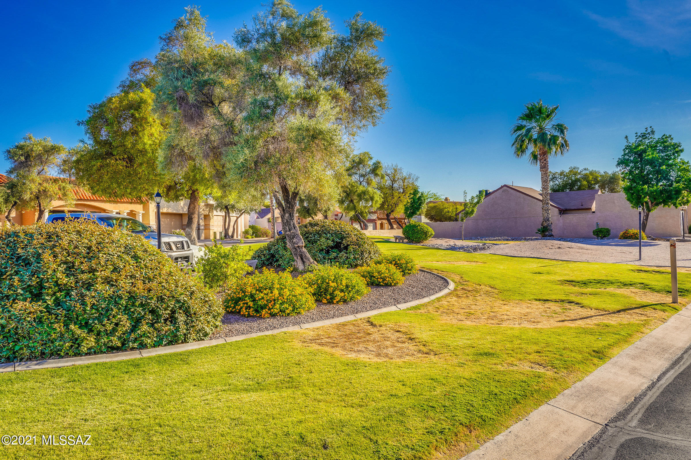 Miramonte Townhomes (1-67) - Residential