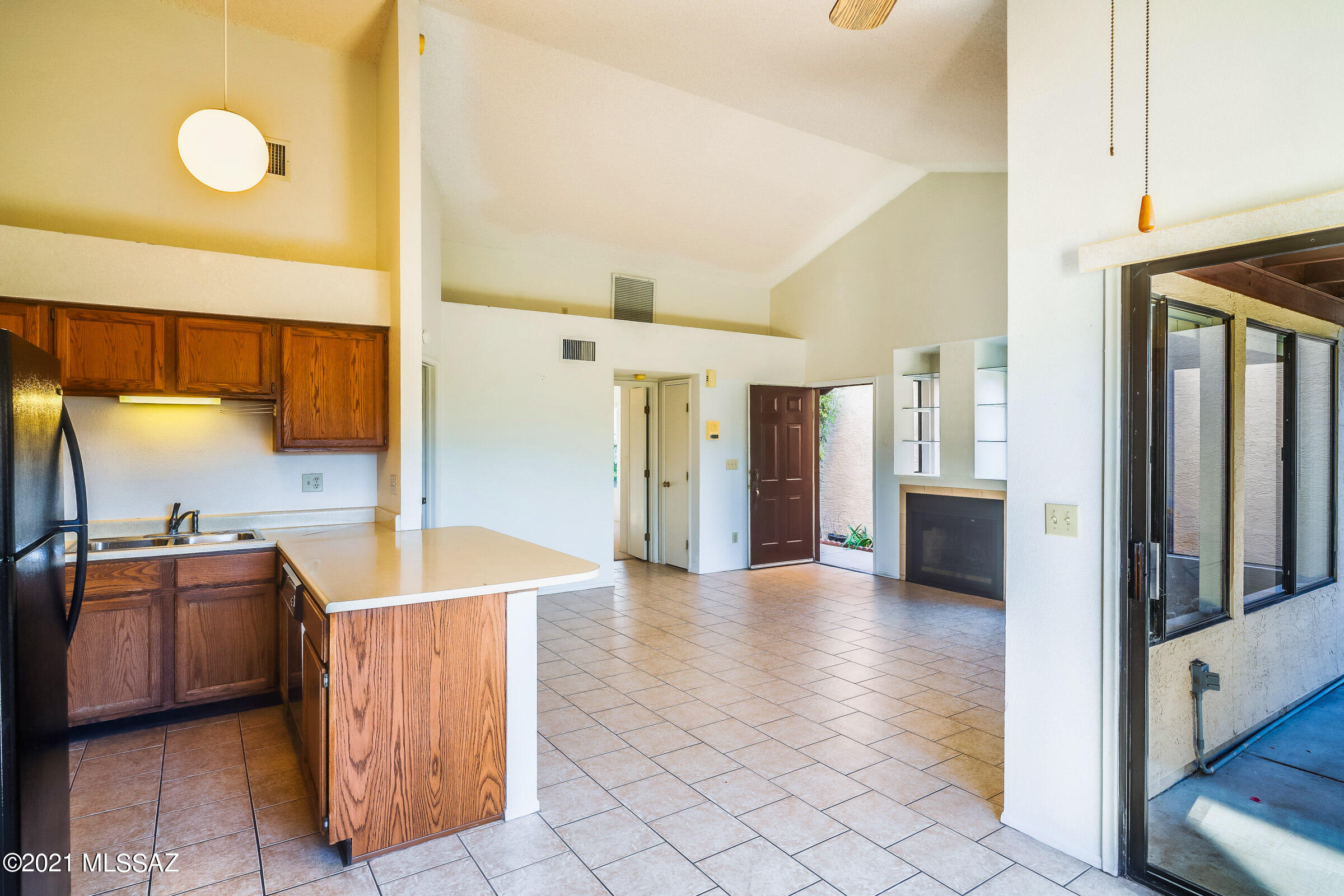 Miramonte Townhomes (1-67) - Residential