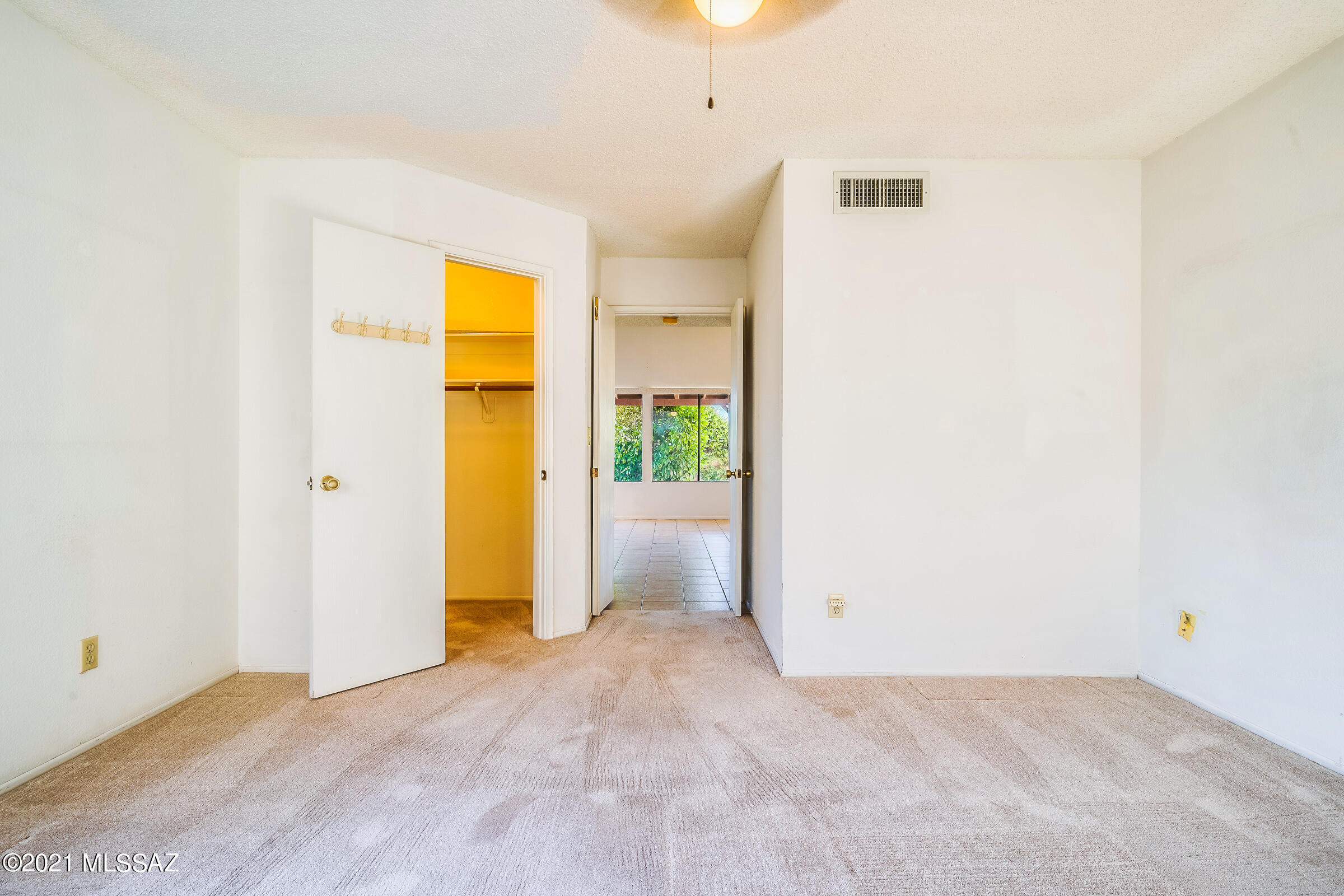 Miramonte Townhomes (1-67) - Residential