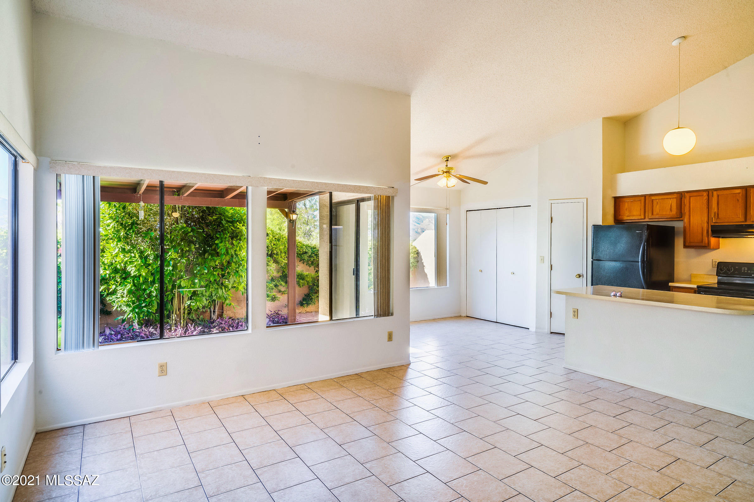Miramonte Townhomes (1-67) - Residential