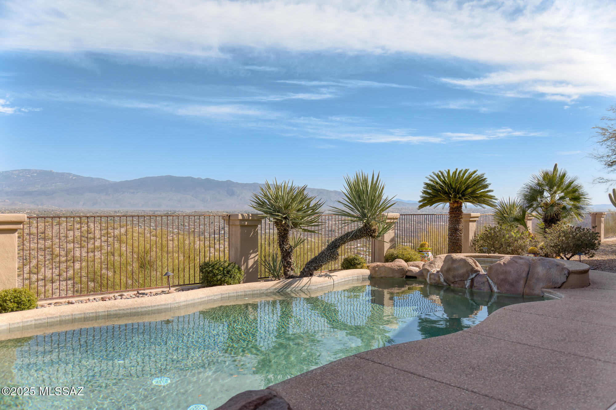 Sabino Mountain (1-290) - Residential